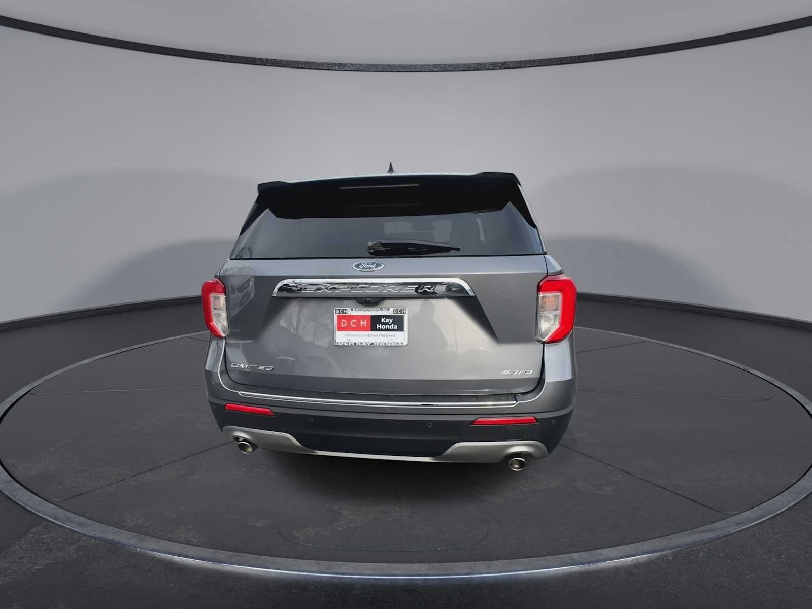 Thumbnail: 2022 Ford Explorer - 7