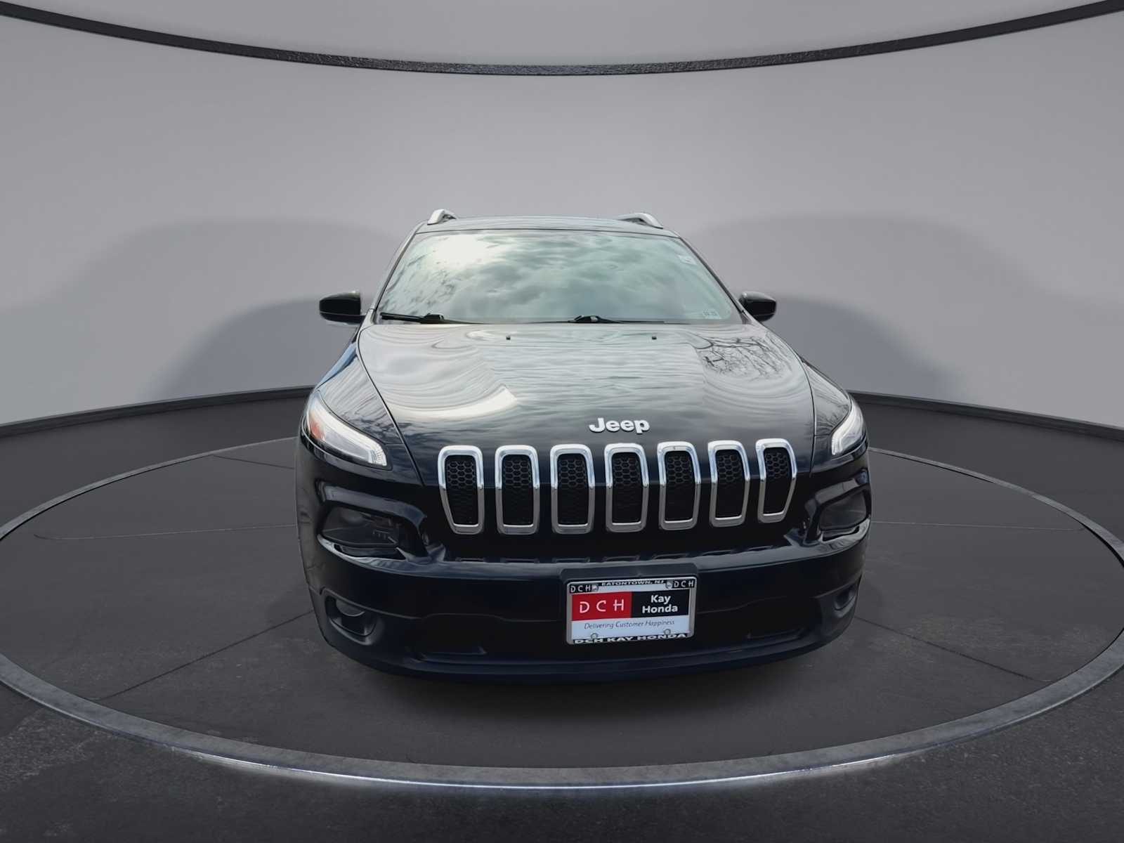 Thumbnail: 2018 Jeep Cherokee - 3