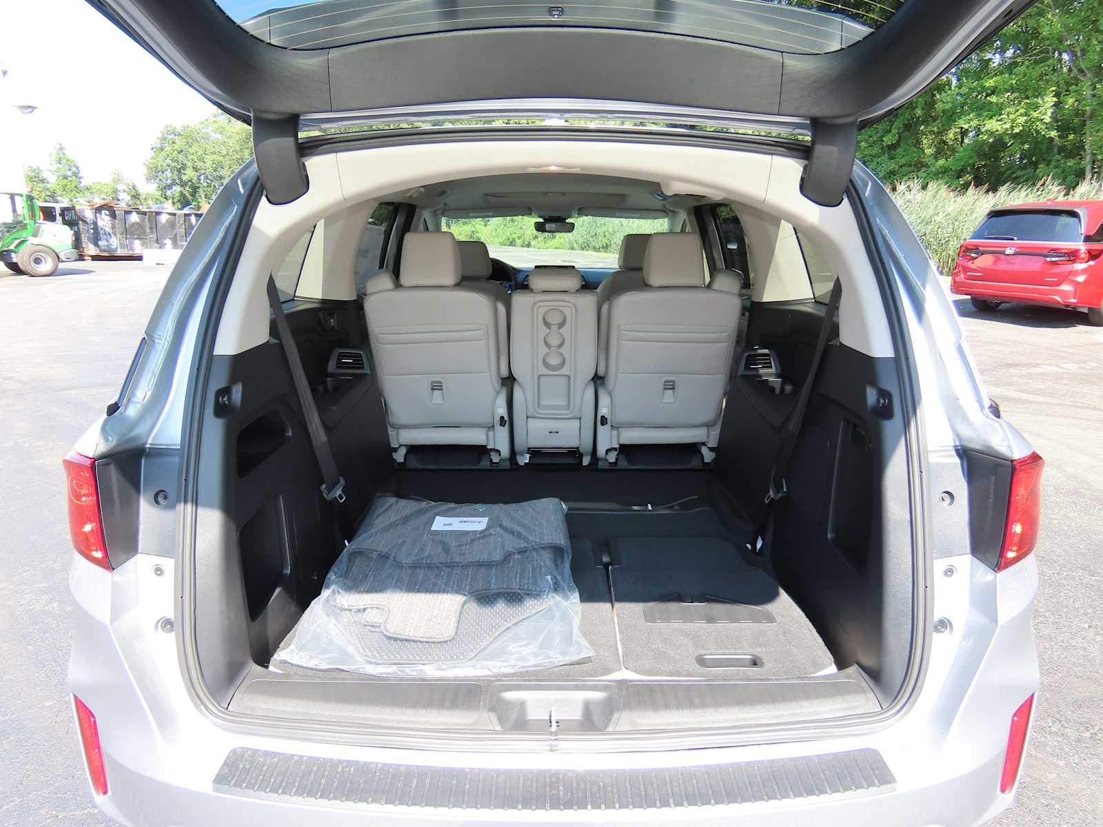 Thumbnail: 2026 Honda Odyssey - 10