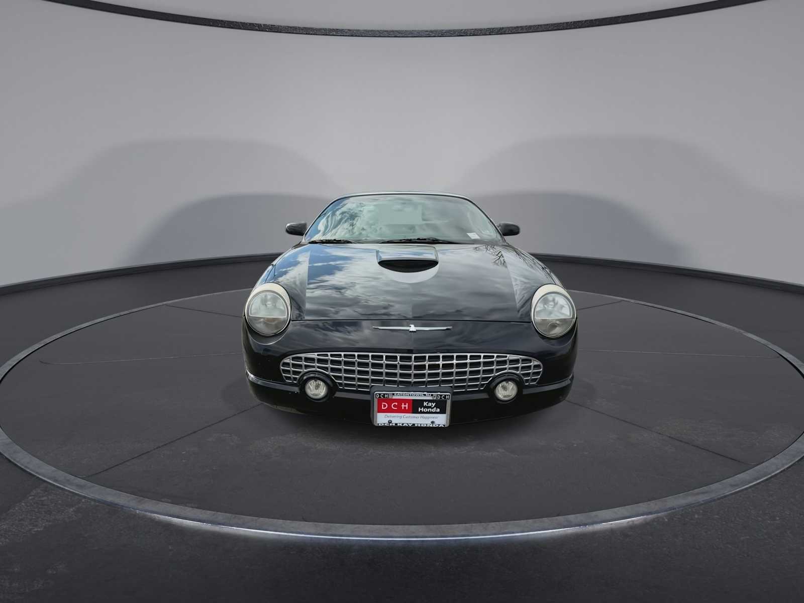 Thumbnail: 2002 Ford Thunderbird - 3