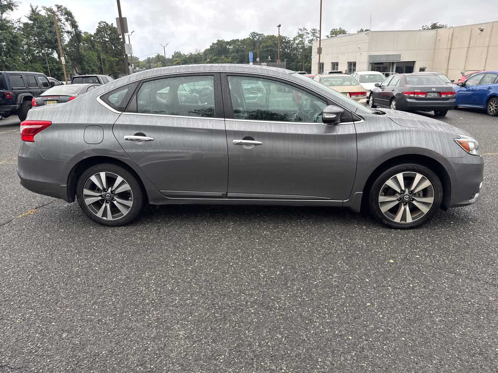 Thumbnail: 2018 Nissan Sentra - 6