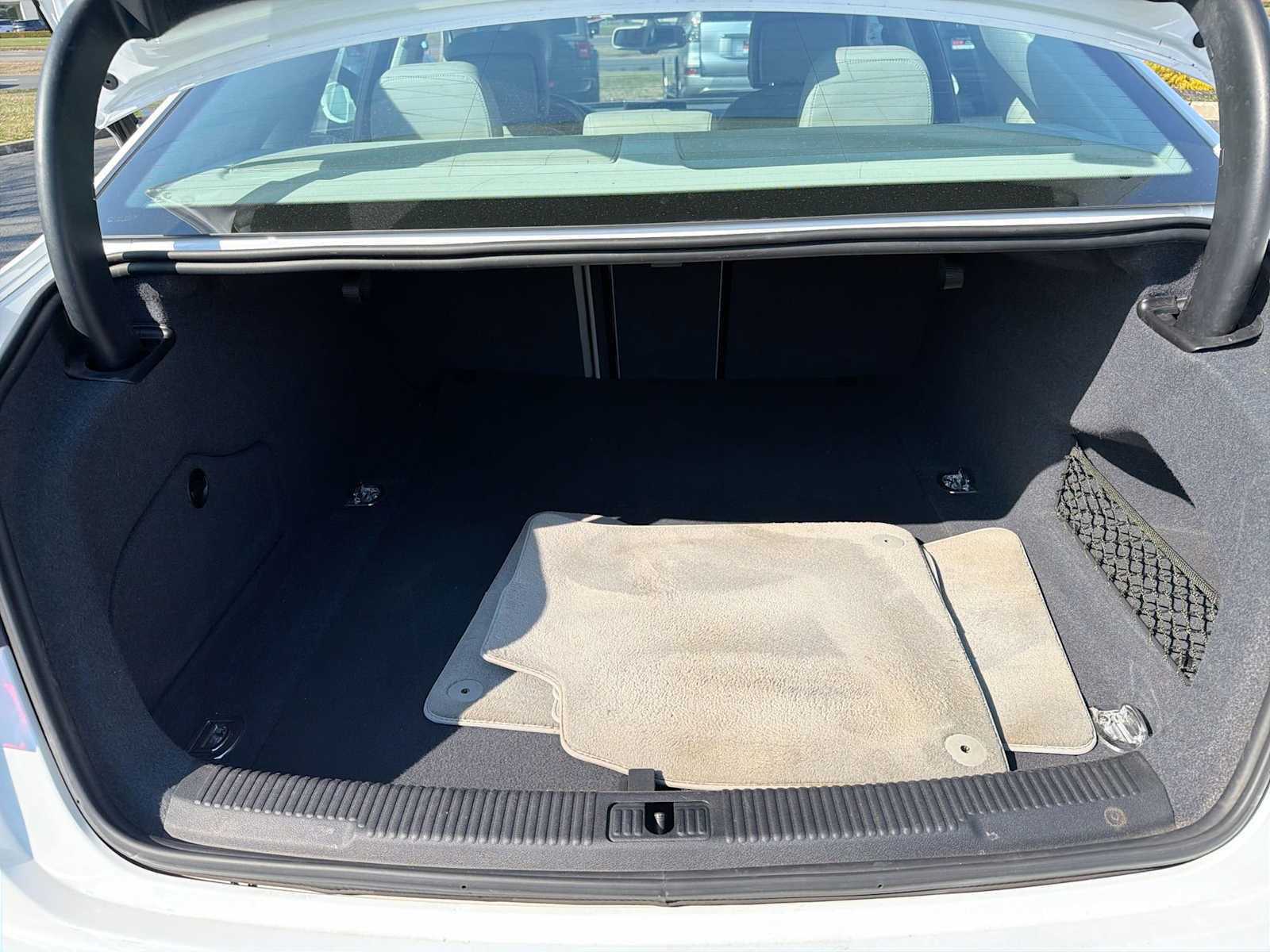 Thumbnail: 2012 Audi A6 - 31