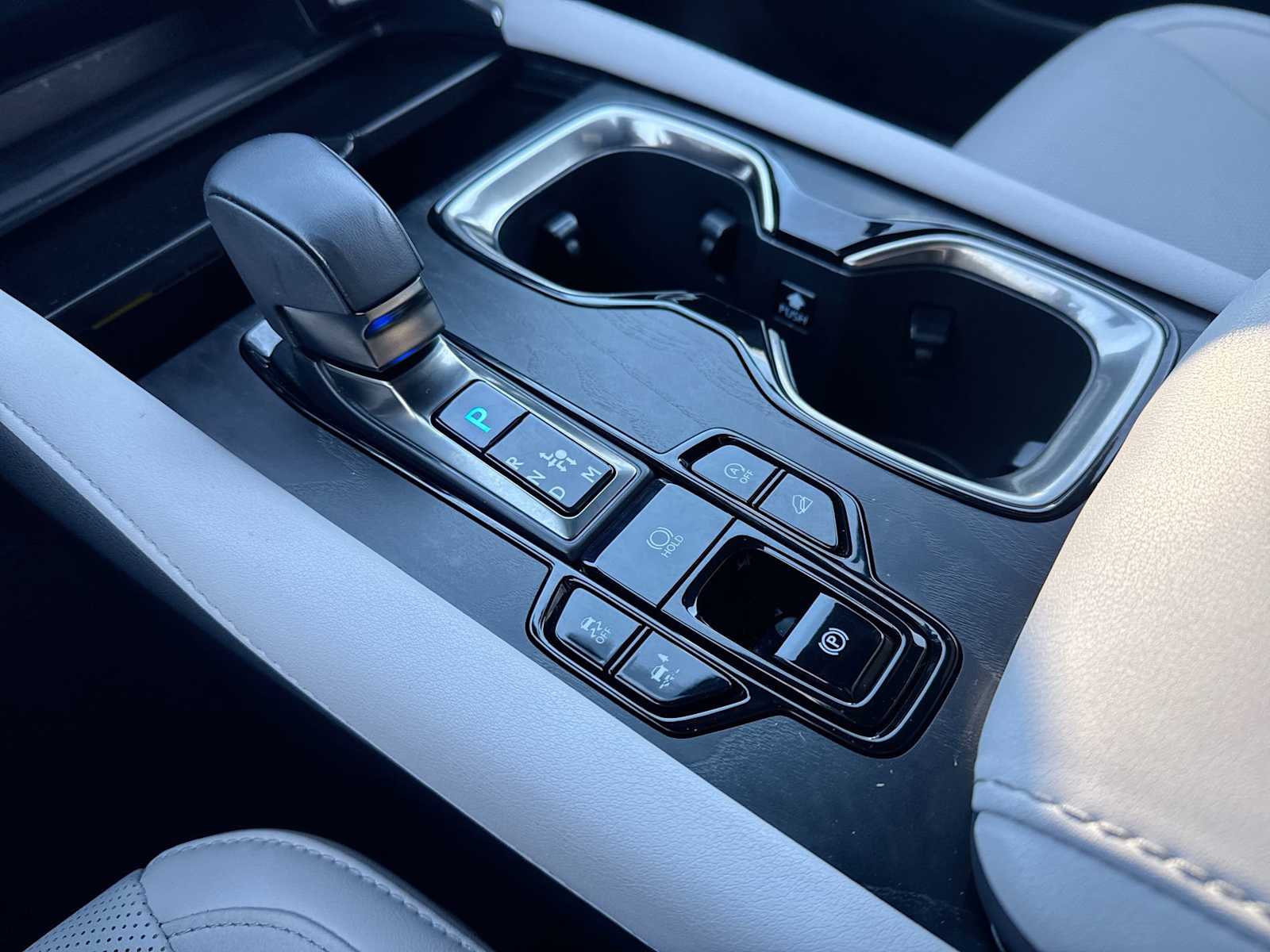 Thumbnail: 2024 Lexus RX - 30