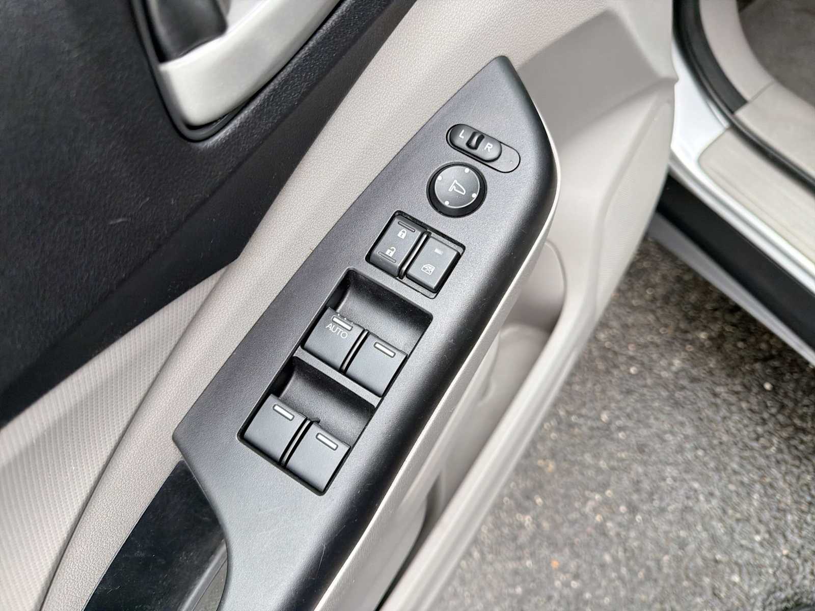 Thumbnail: 2013 Honda CR-V - 22