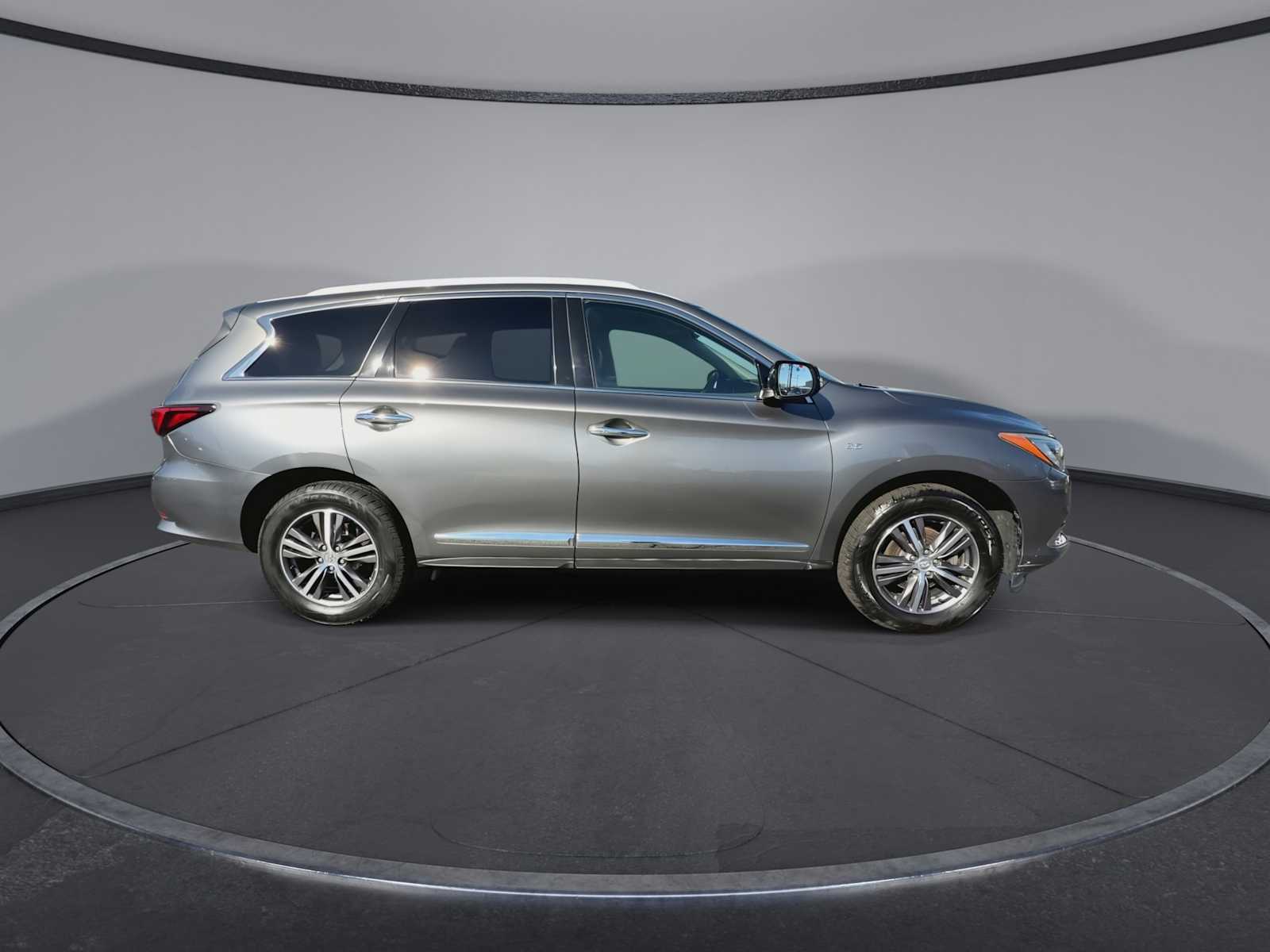 Thumbnail: 2019 INFINITI QX60 - 9