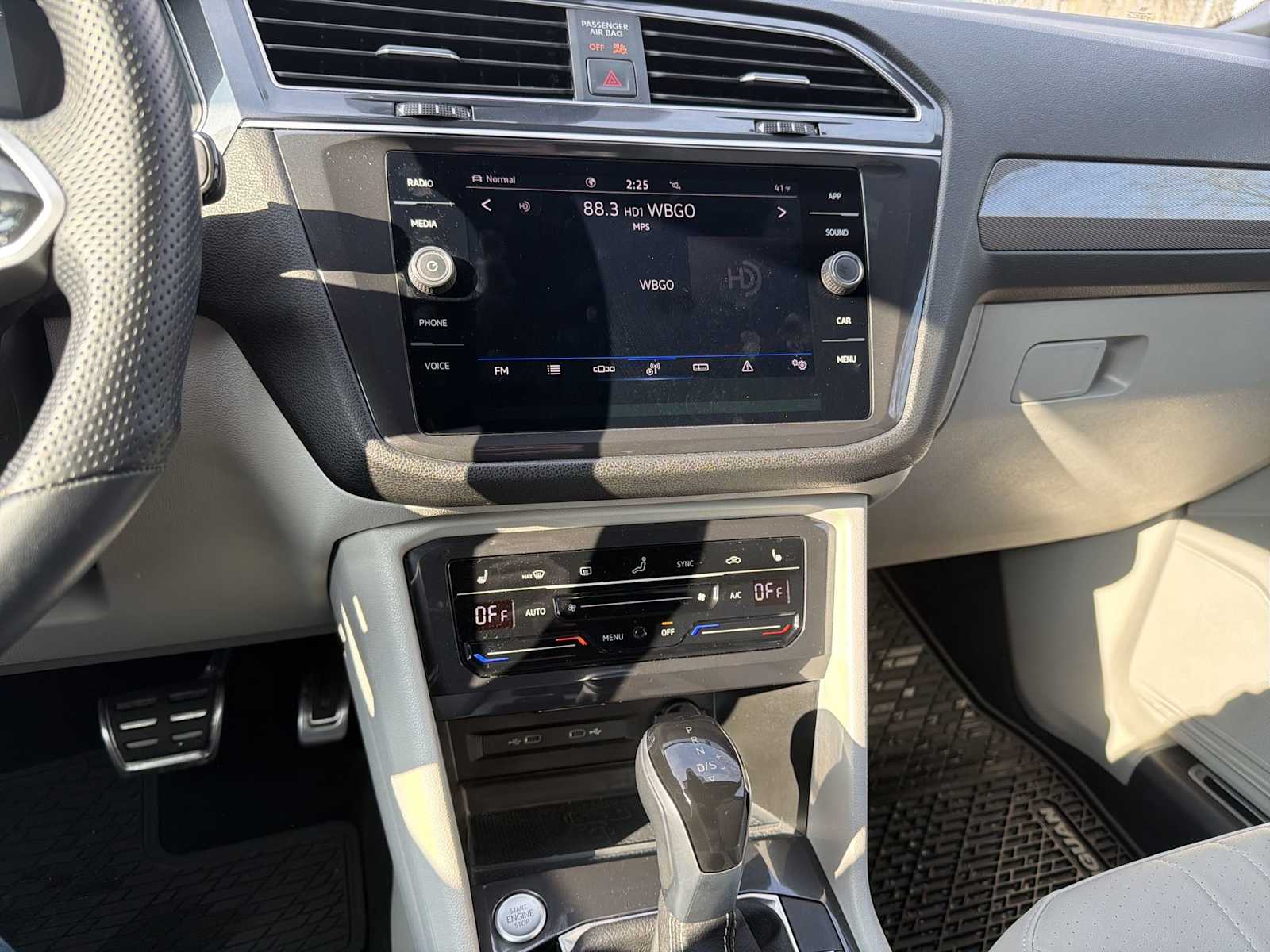 Thumbnail: 2024 Volkswagen Tiguan - 27