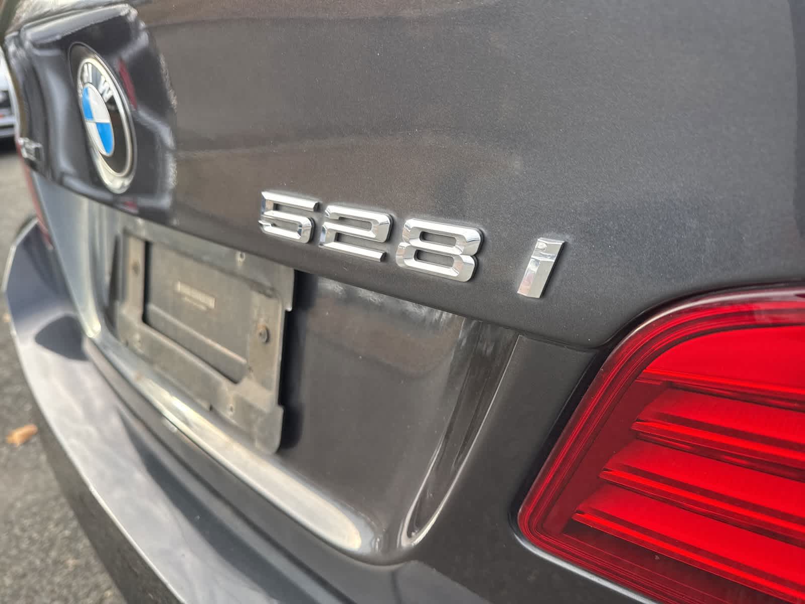 Thumbnail: 2016 BMW 5 Series - 25
