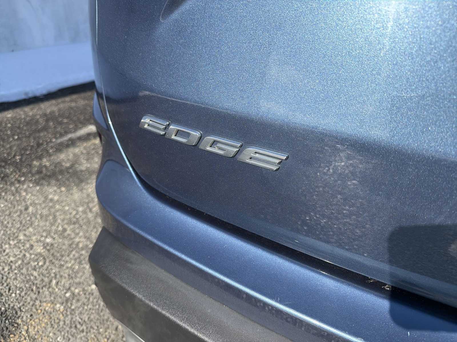 Thumbnail: 2019 Ford Edge - 18