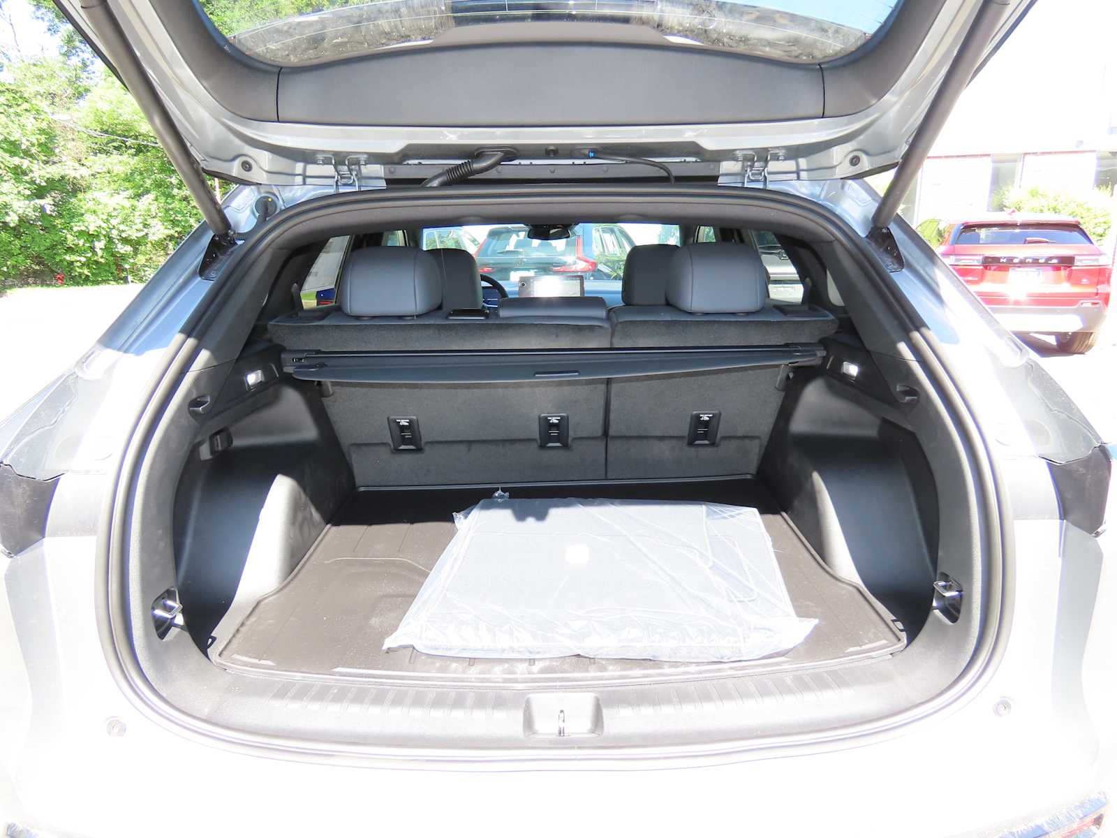 Thumbnail: 2026 Honda Prologue - 11