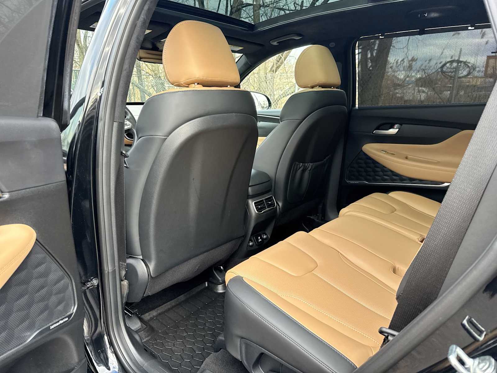 Thumbnail: 2023 Hyundai Santa Fe - 12