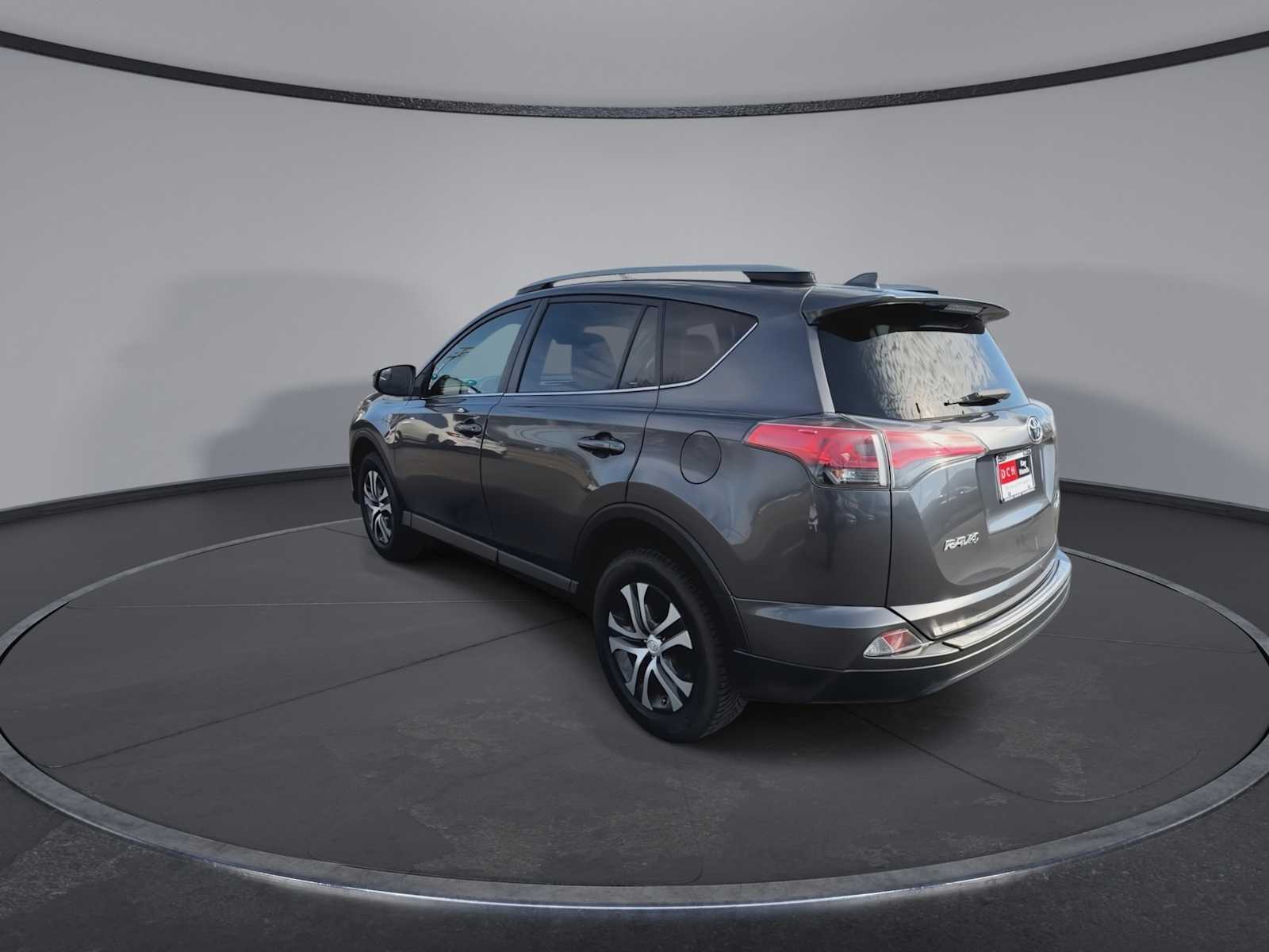 Thumbnail: 2017 Toyota RAV4 - 6