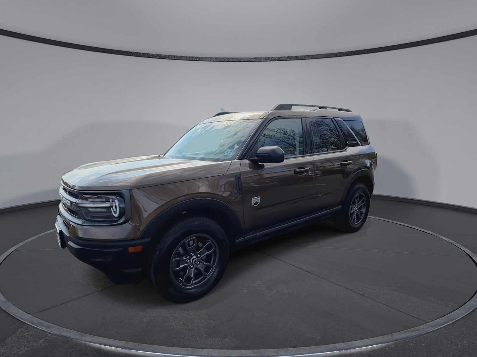 Thumbnail: 2022 Ford Bronco Sport - 4