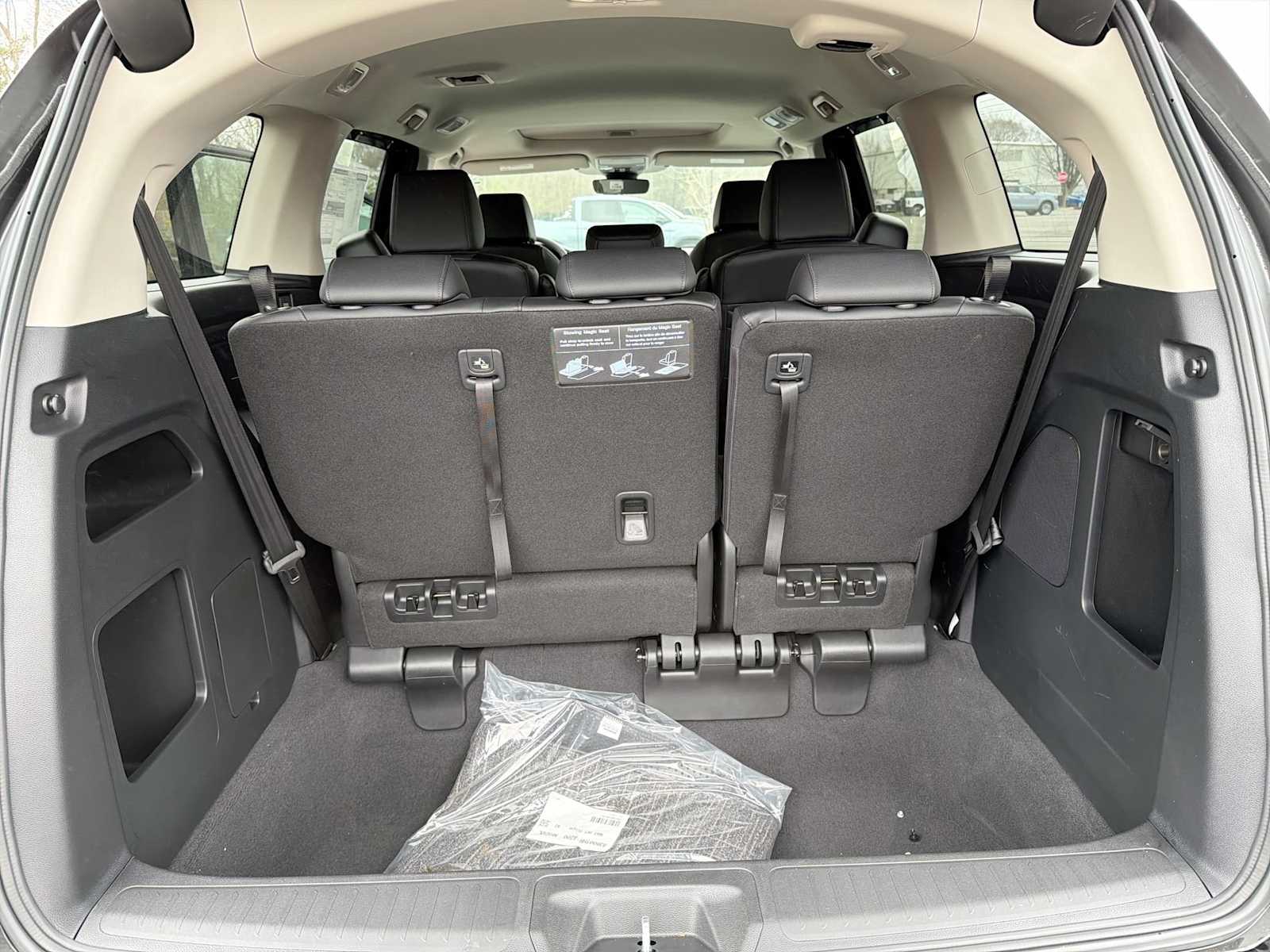 Thumbnail: 2026 Honda Odyssey - 31