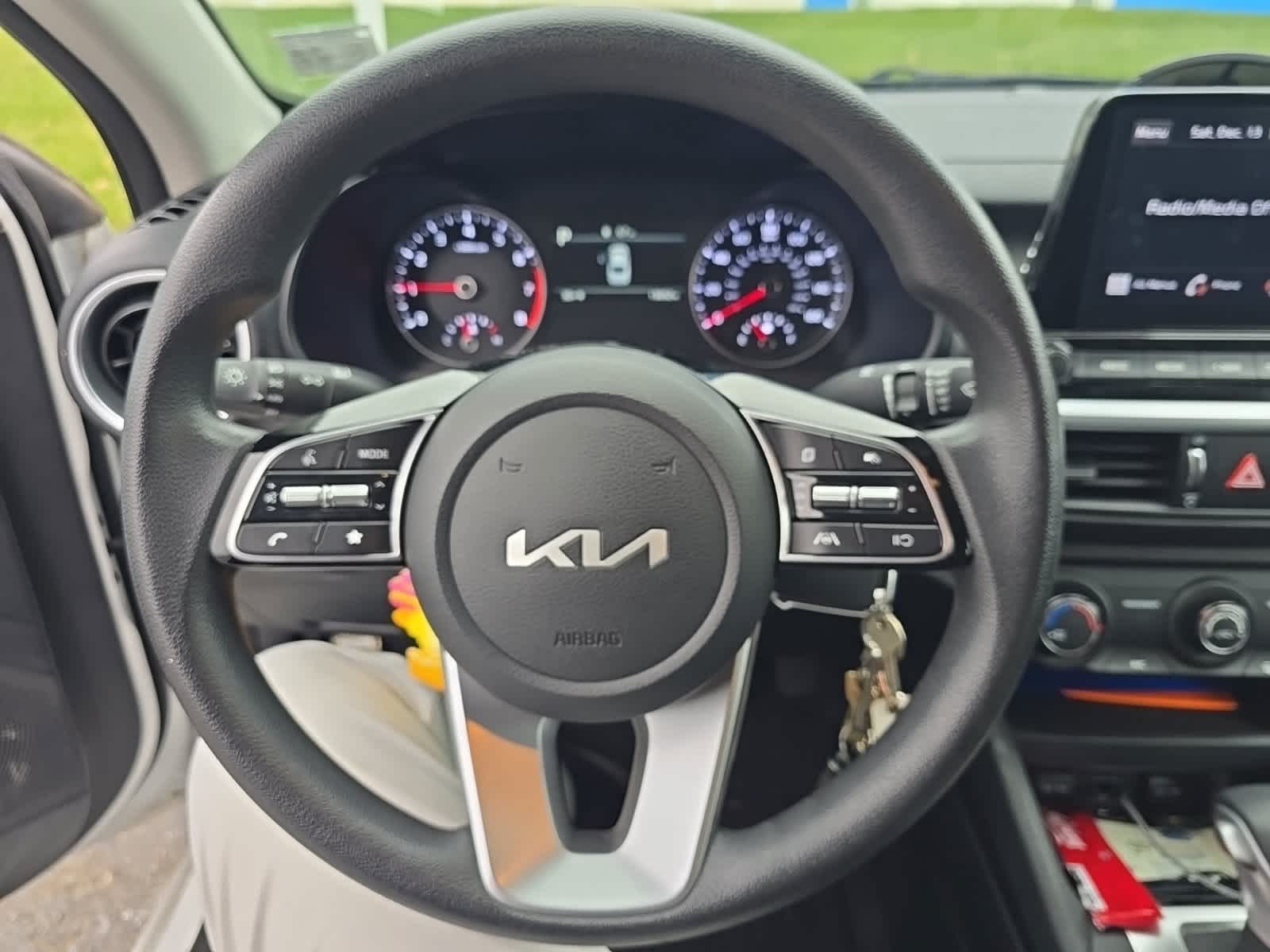 Thumbnail: 2022 Kia Forte - 22