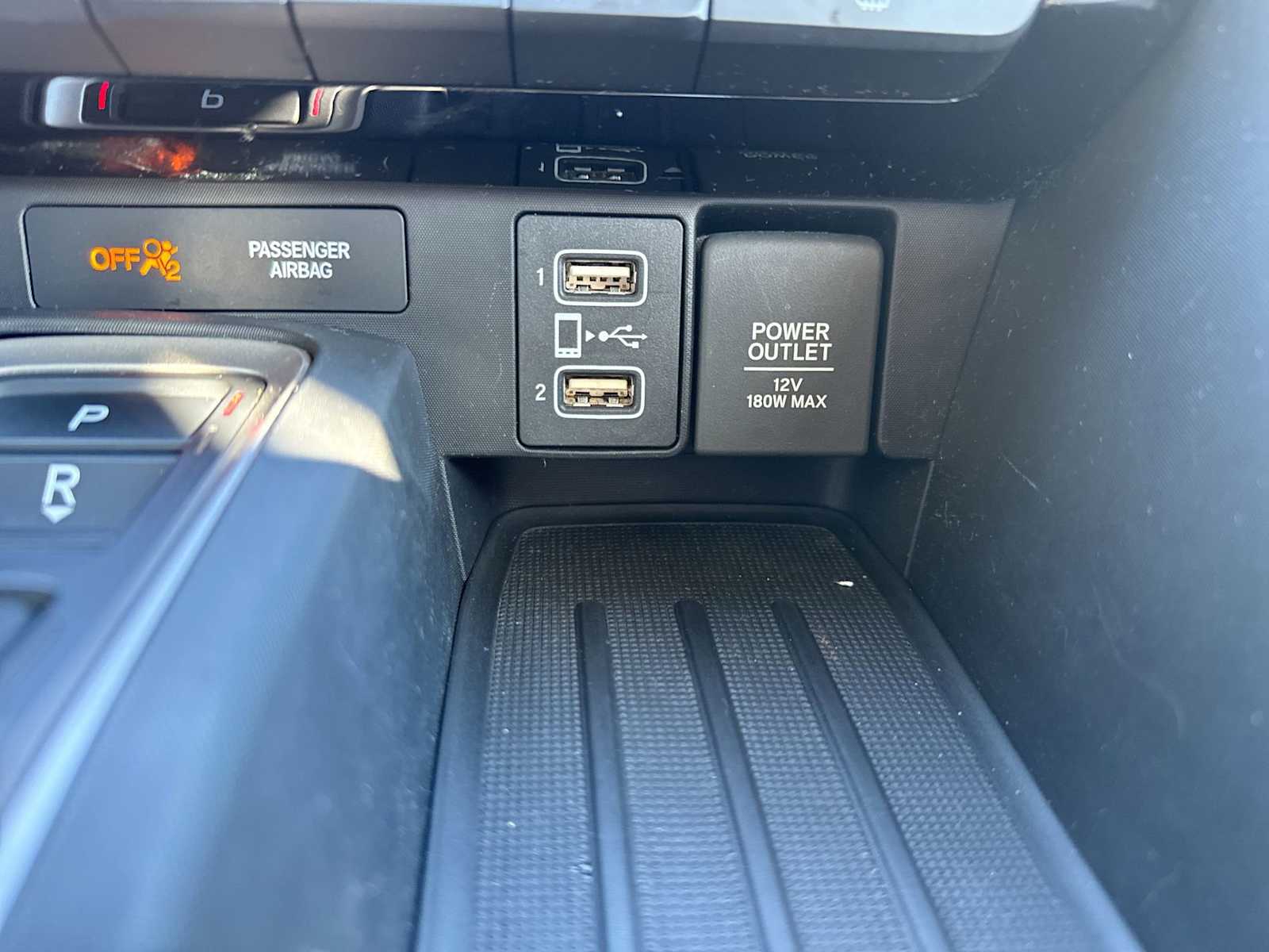 Thumbnail: 2021 Honda Insight - 30