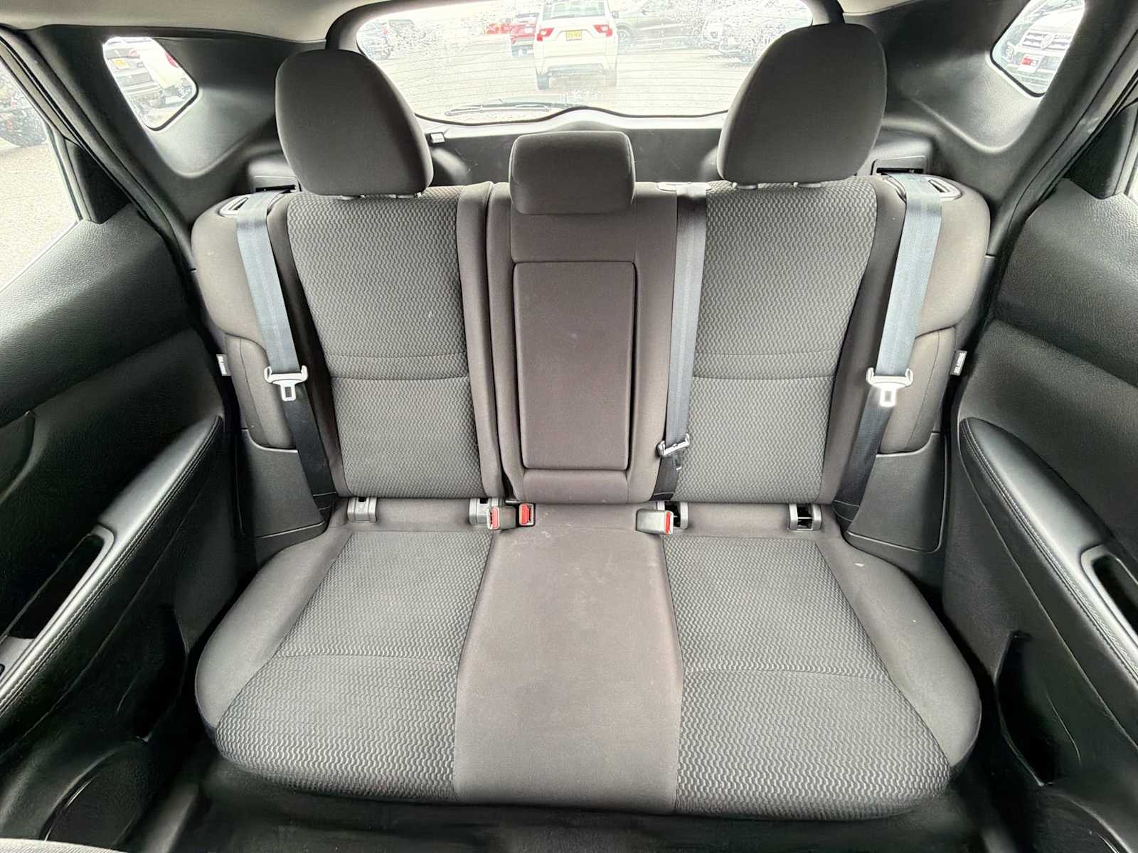 Thumbnail: 2020 Nissan Rogue Sport - 13