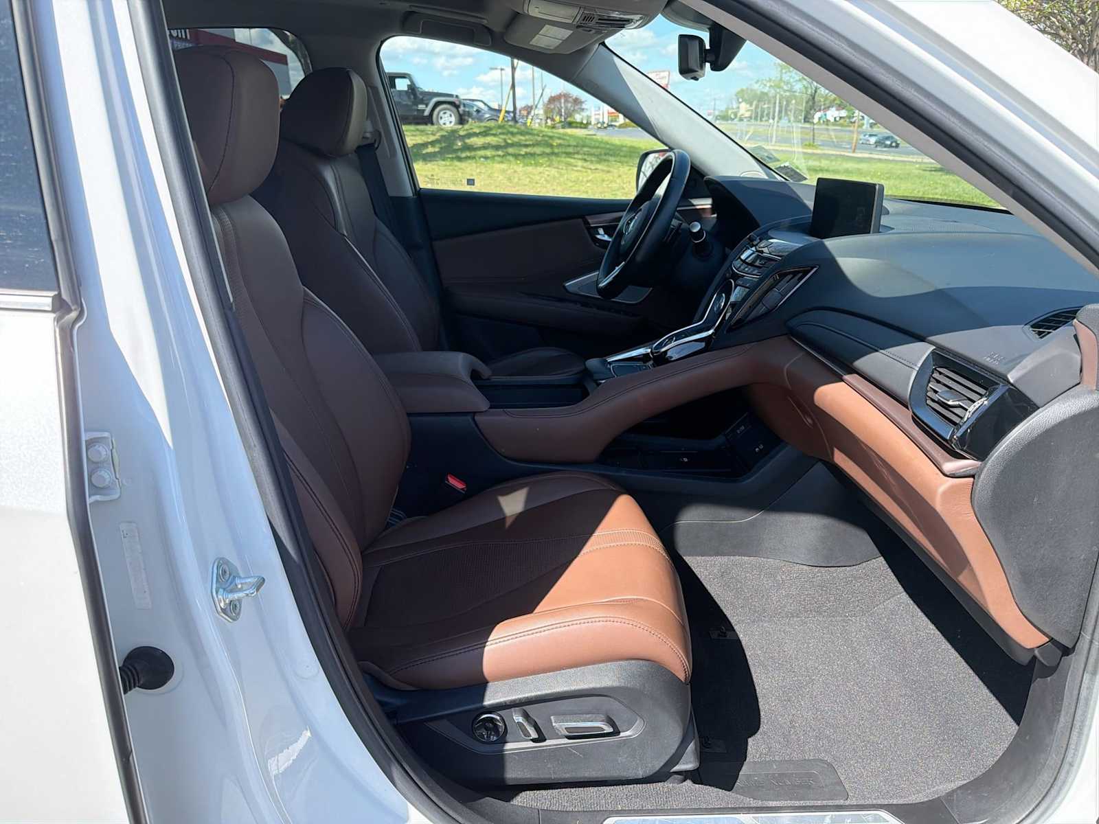 Thumbnail: 2023 Acura RDX - 15