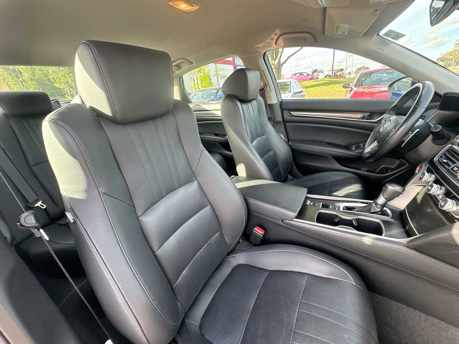 Thumbnail: 2022 Honda Accord - 17