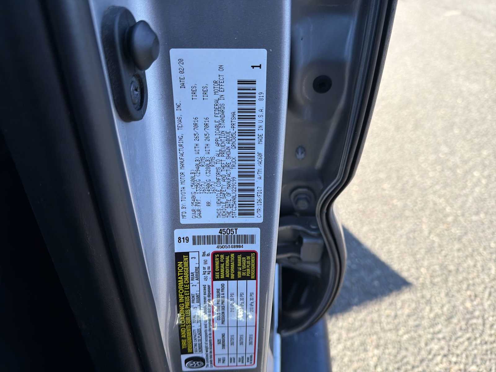 Thumbnail: 2020 Toyota Tacoma - 34