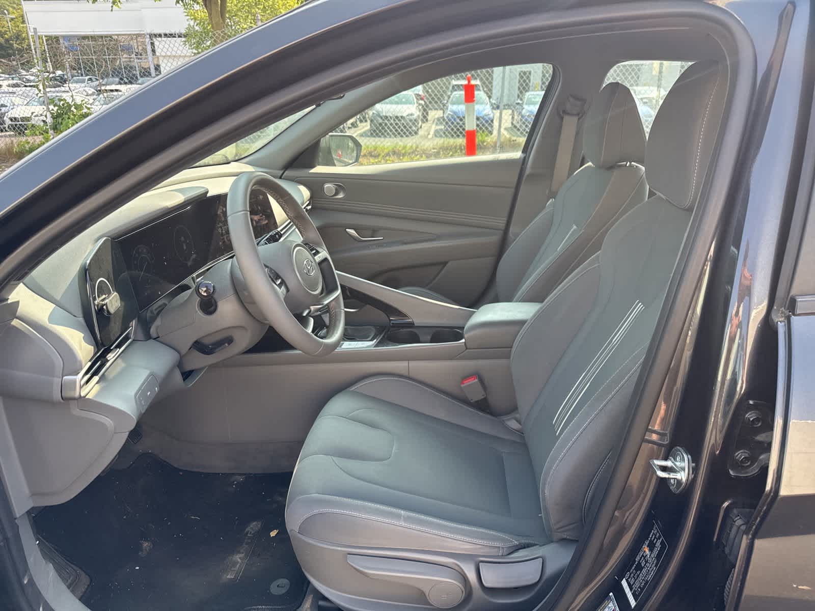 2023 Hyundai Elantra SEL 12