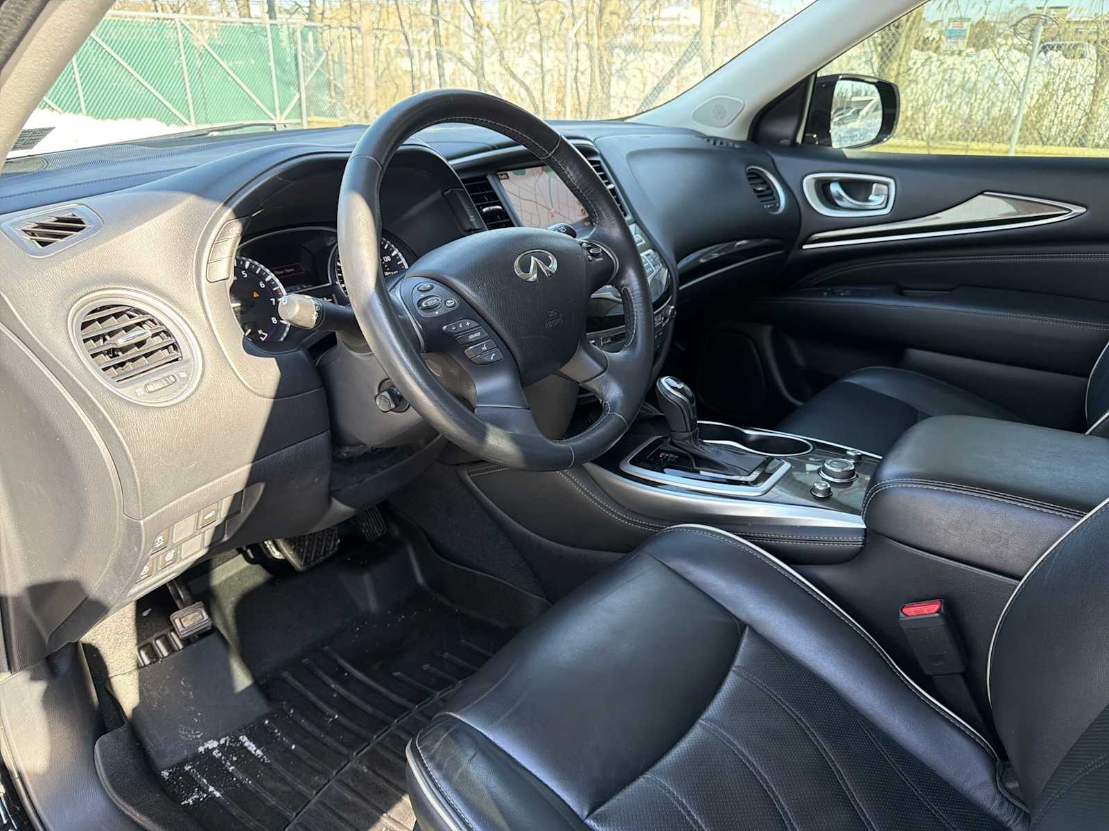 Thumbnail: 2020 INFINITI QX60 - 10