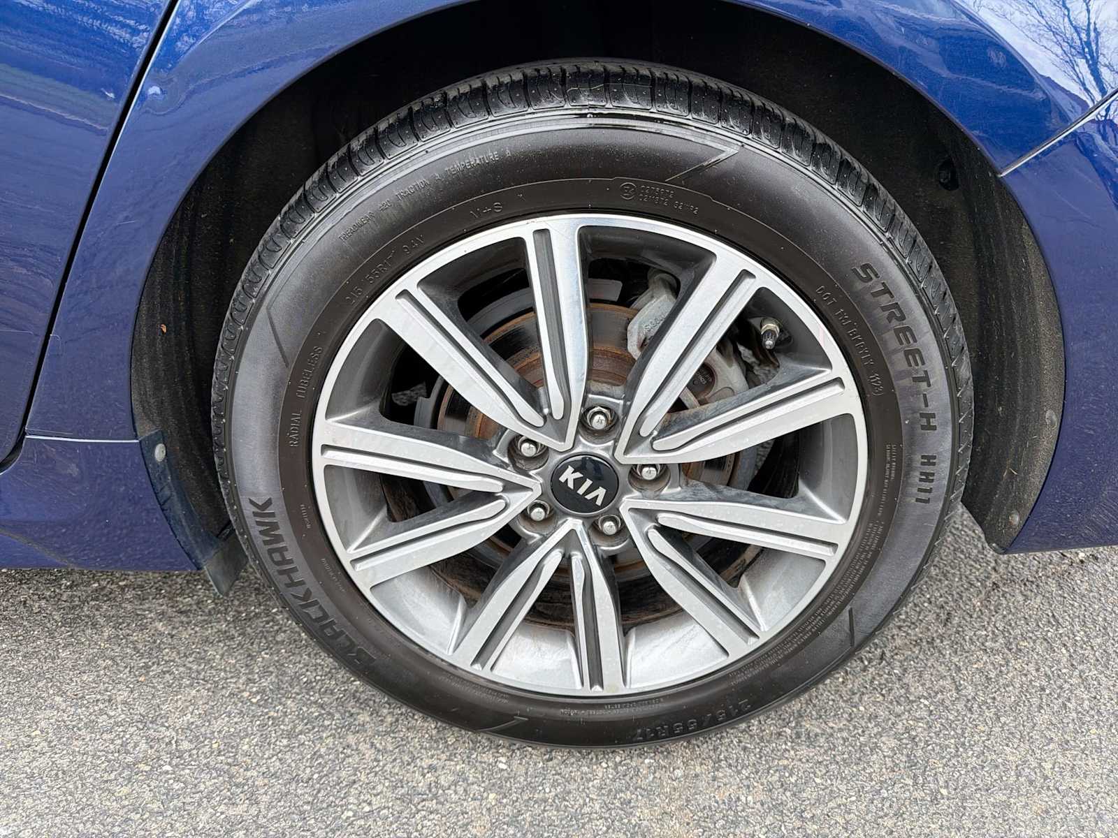 Thumbnail: 2019 Kia Optima - 19