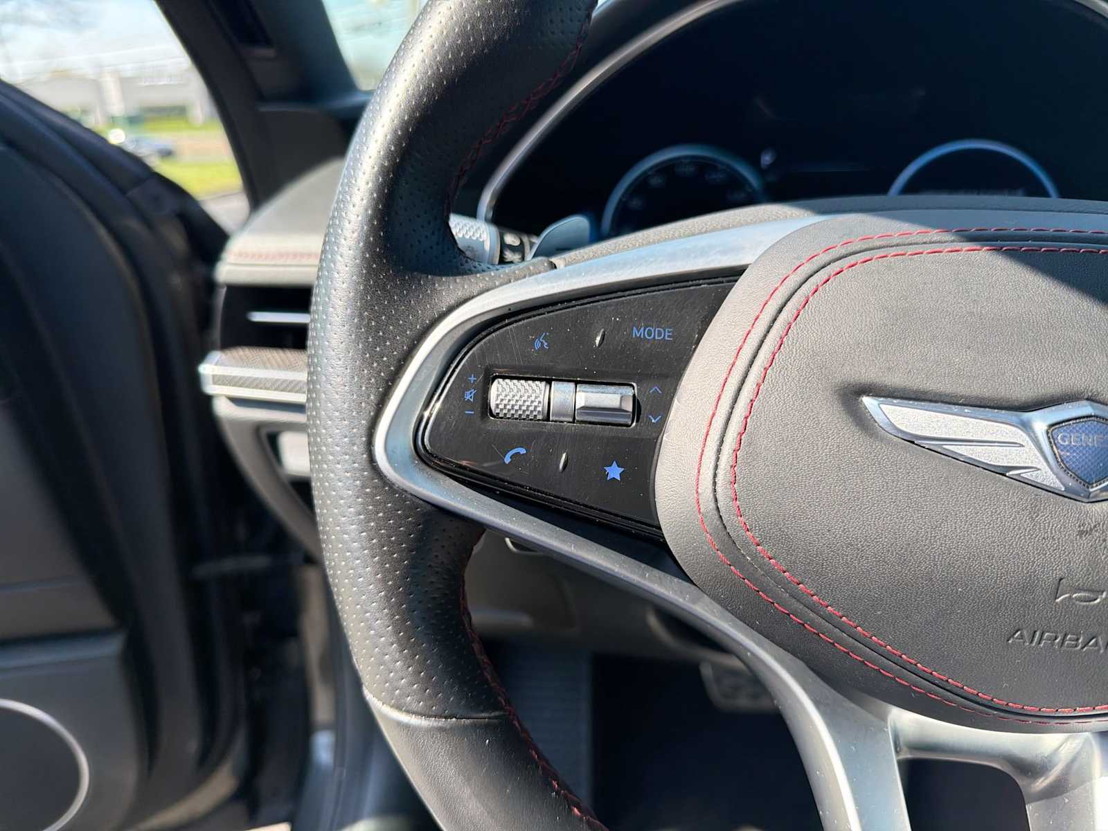 Thumbnail: 2023 Genesis G80 - 25