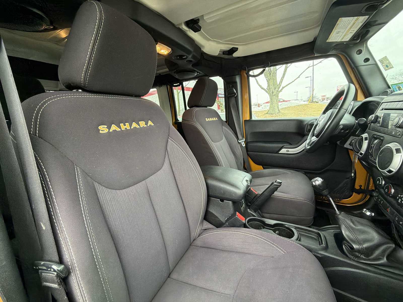 Thumbnail: 2014 Jeep Wrangler - 17