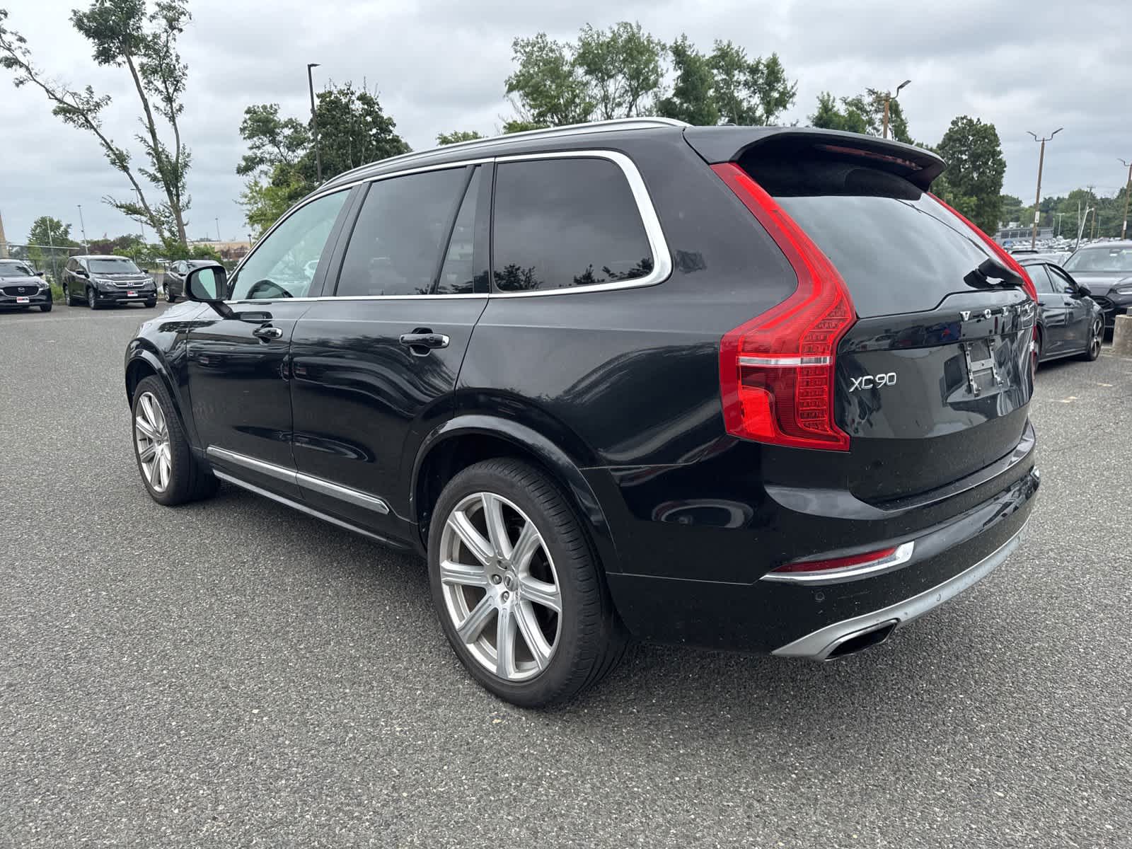 Thumbnail: 2017 Volvo XC90 - 3
