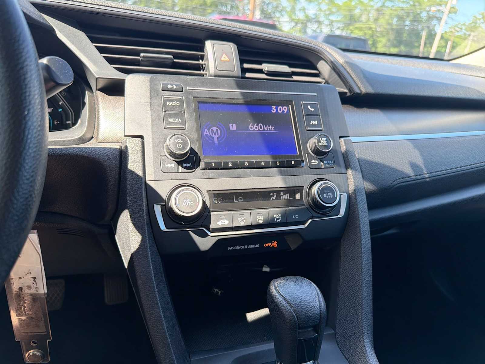 Thumbnail: 2019 Honda Civic - 26