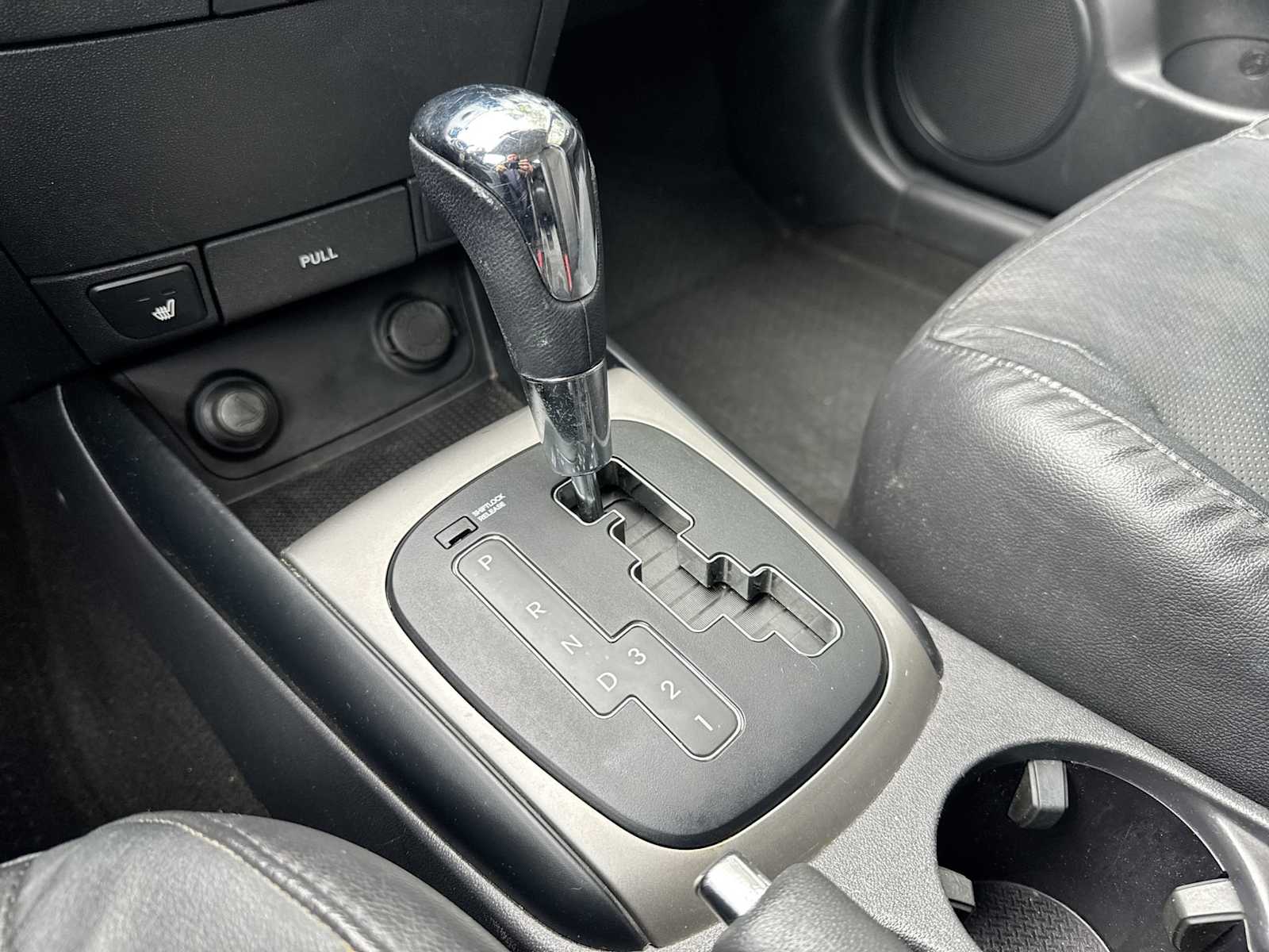 Thumbnail: 2012 Hyundai Elantra - 29