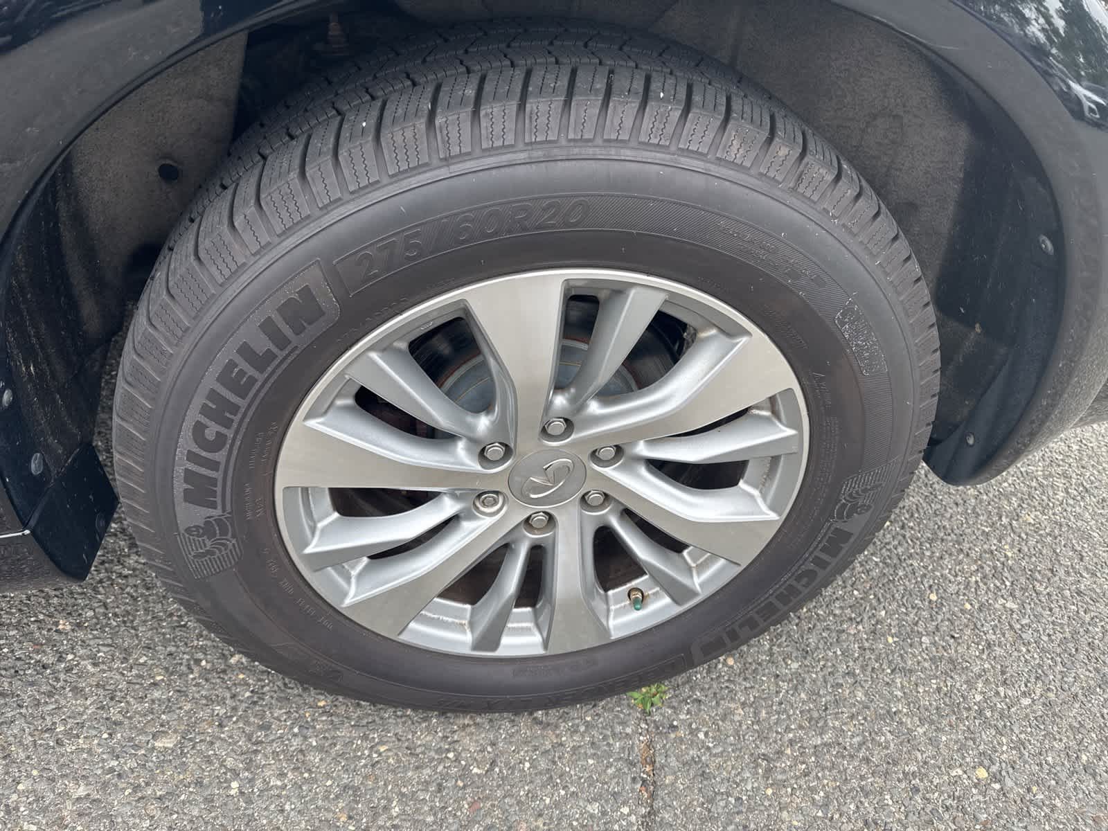 2016 INFINITI QX80  10