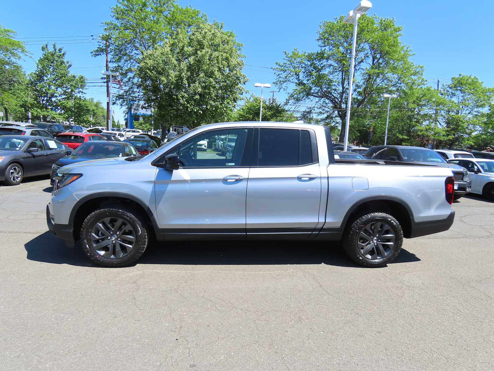 Thumbnail: 2025 Honda Ridgeline - 3