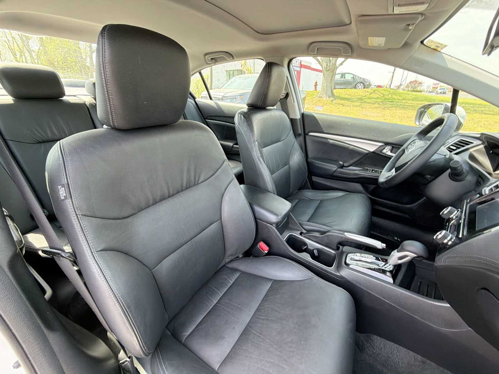 Thumbnail: 2014 Honda Civic - 17