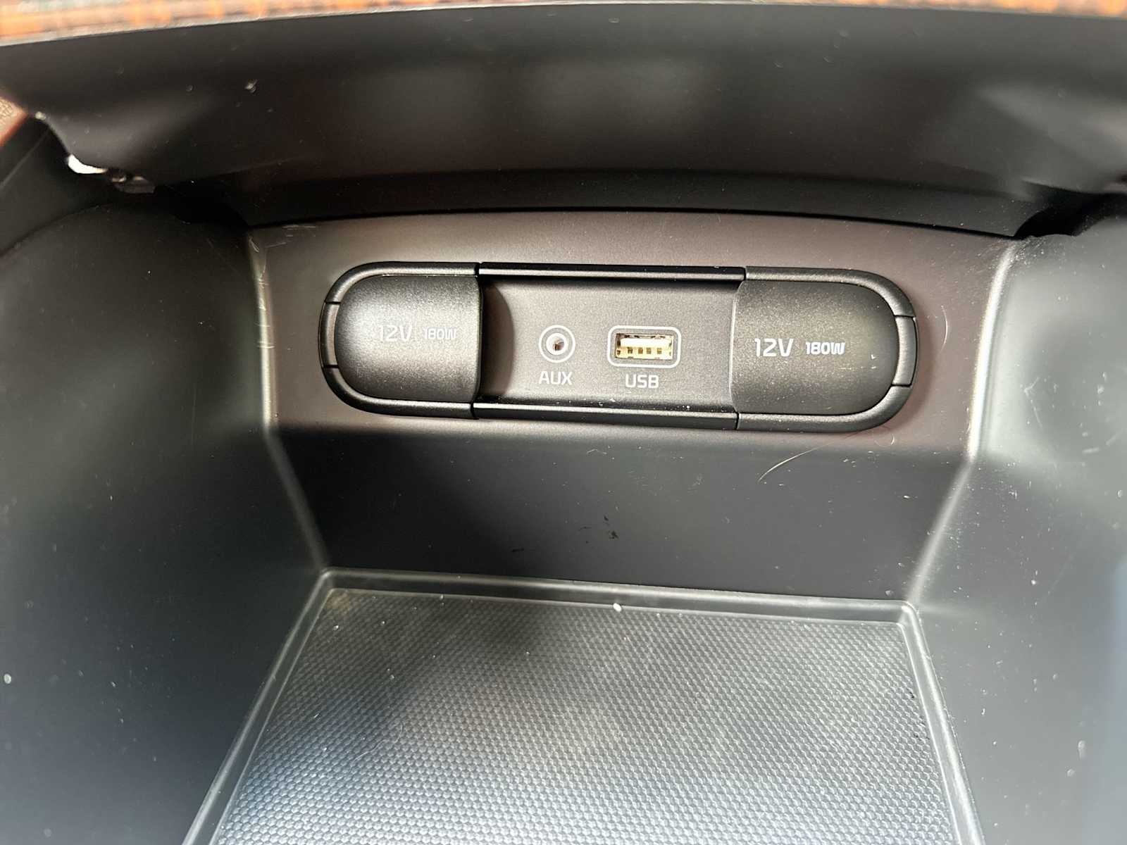 Thumbnail: 2019 Kia Sorento - 27