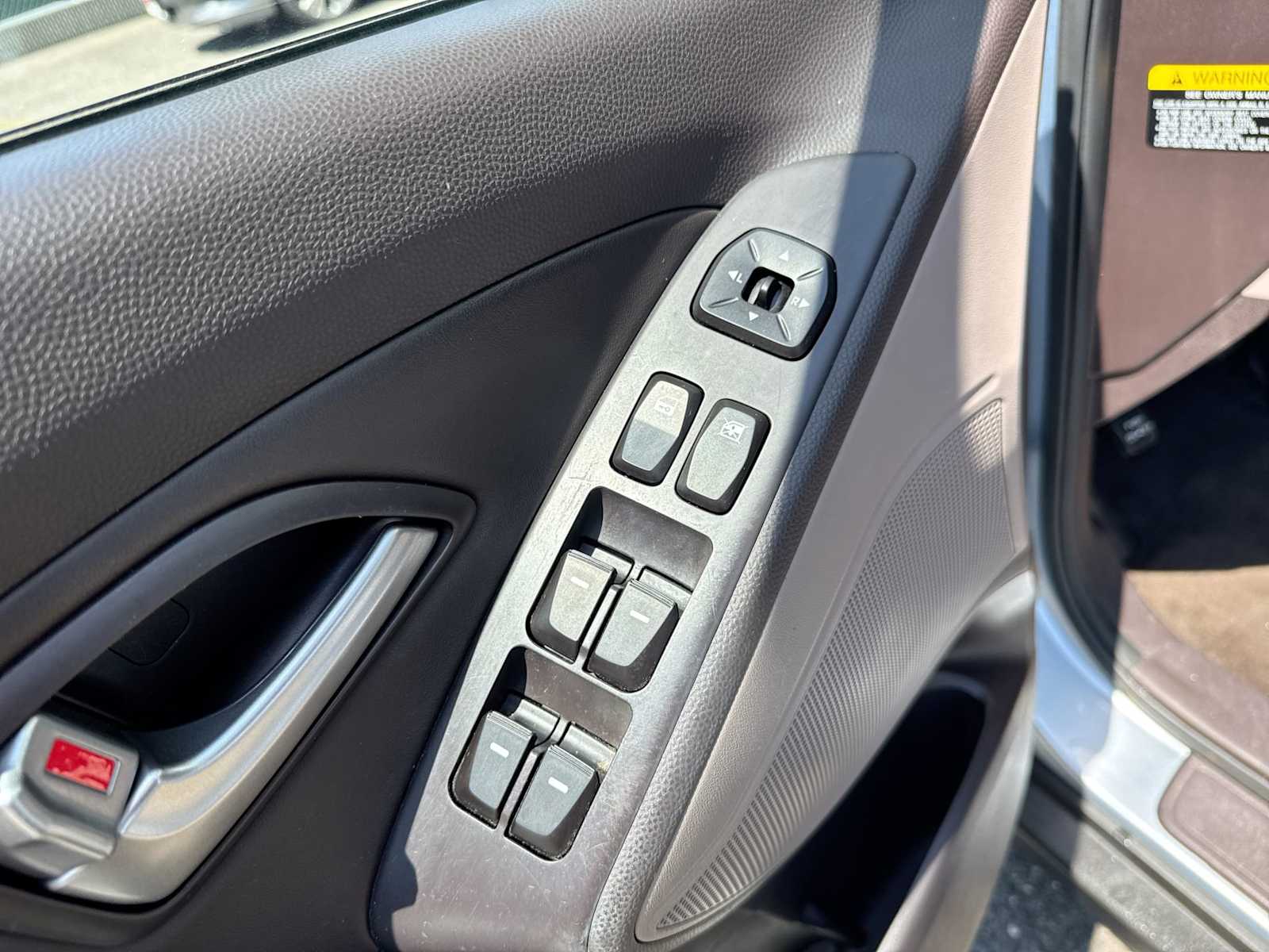 Thumbnail: 2011 Hyundai Tucson - 22
