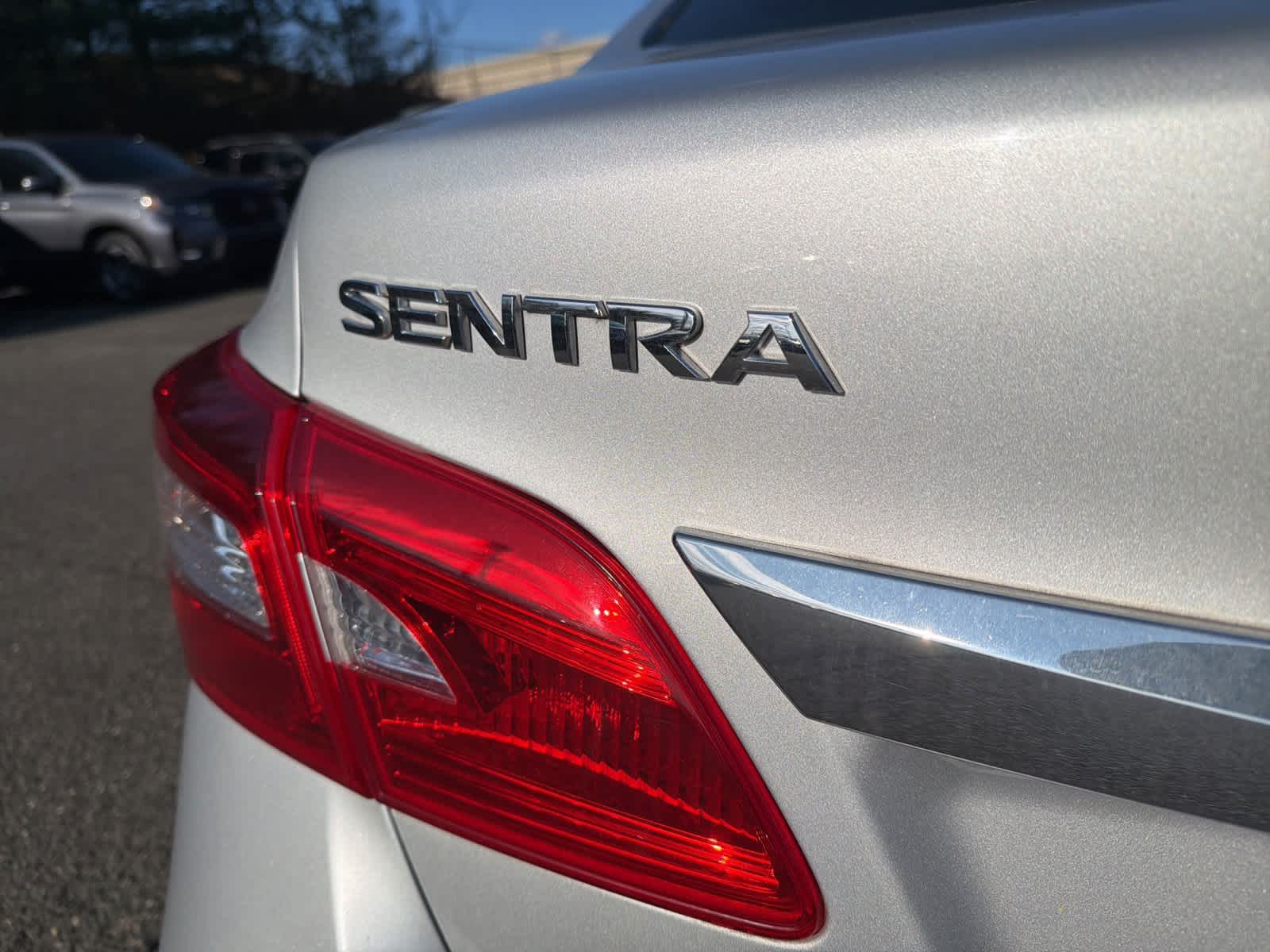Thumbnail: 2018 Nissan Sentra - 23