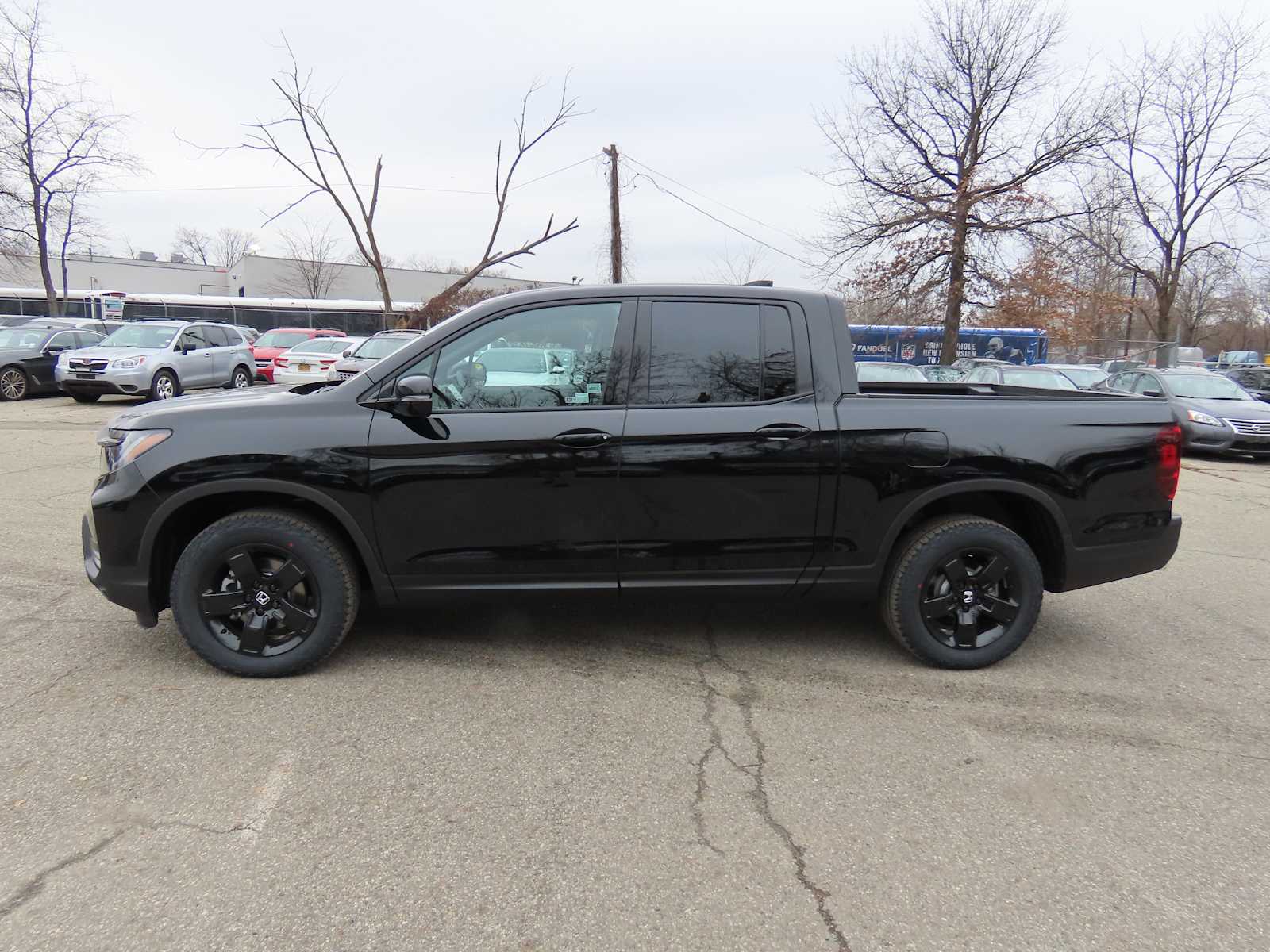 Thumbnail: 2025 Honda Ridgeline - 3