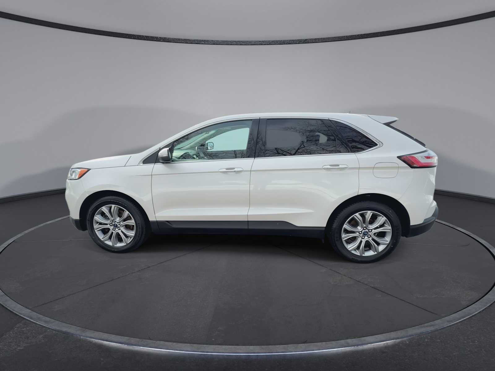 Thumbnail: 2019 Ford Edge - 5