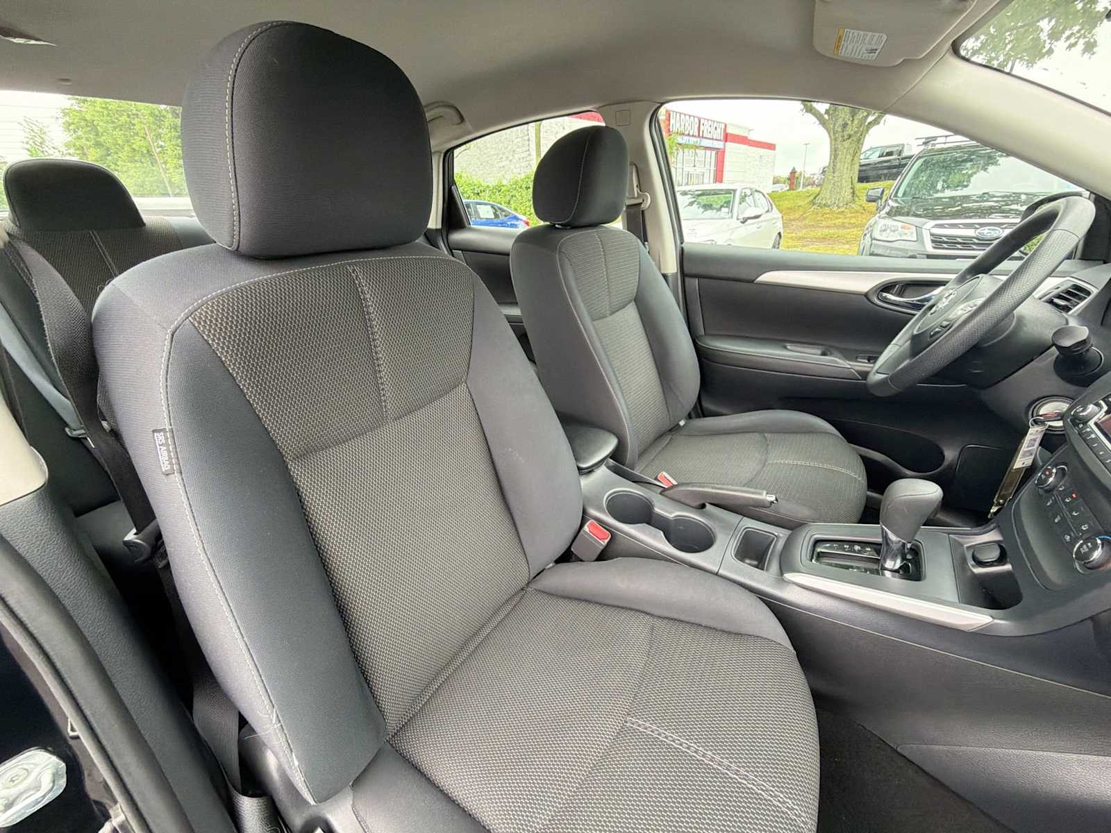 Thumbnail: 2018 Nissan Sentra - 17