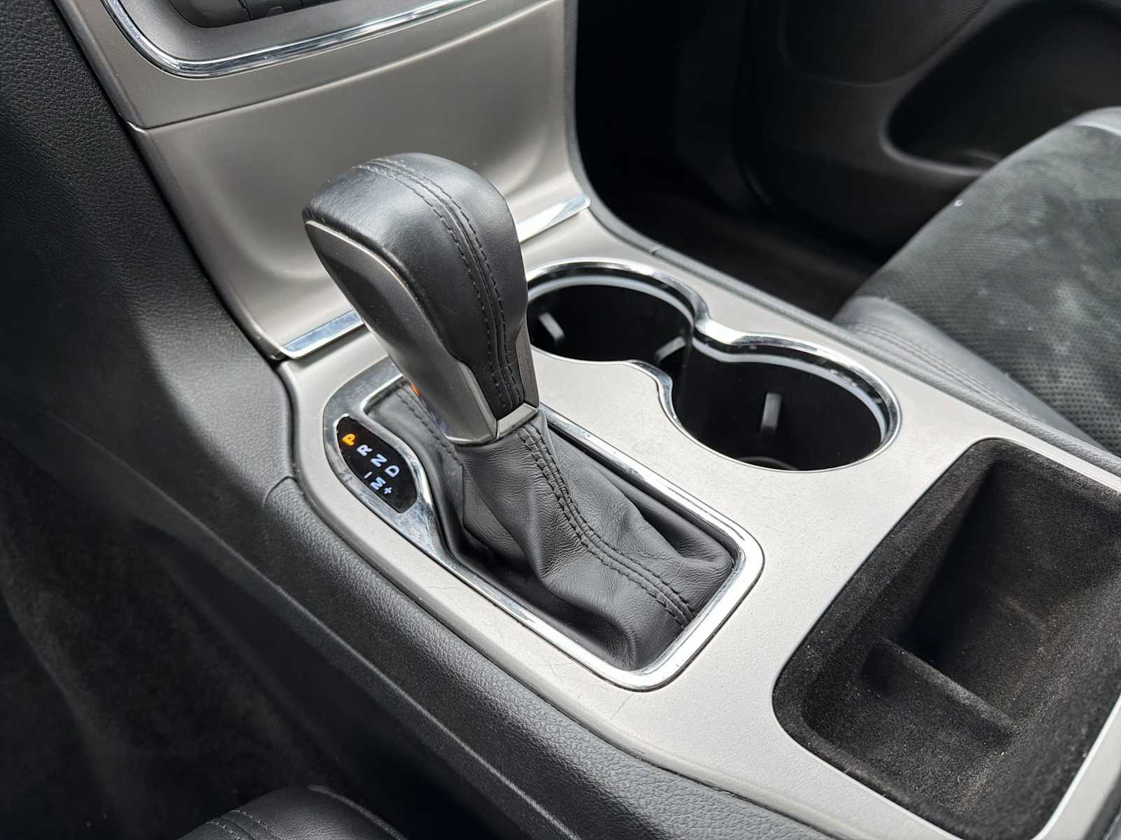 Thumbnail: 2017 Jeep Grand Cherokee - 28