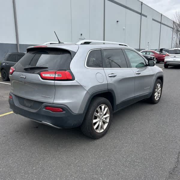 Thumbnail: 2015 Jeep Cherokee - 4