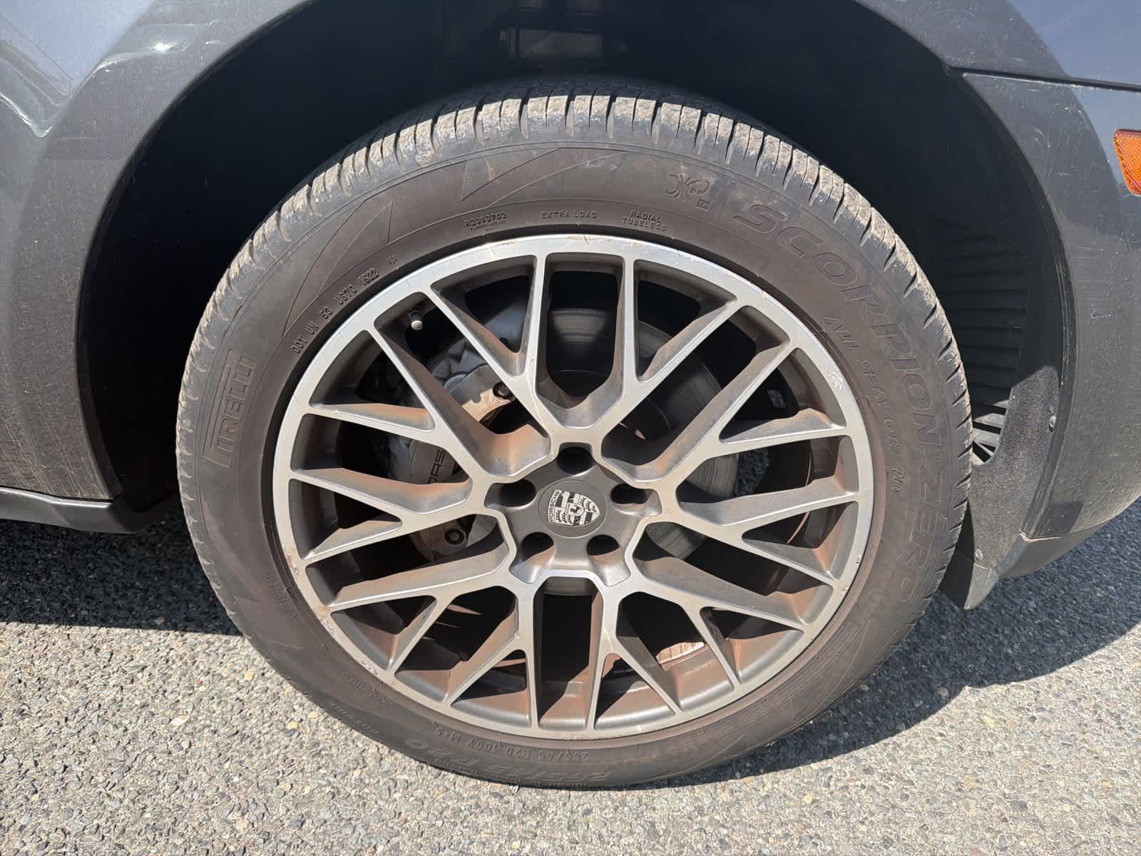 Thumbnail: 2016 Porsche Macan - 25