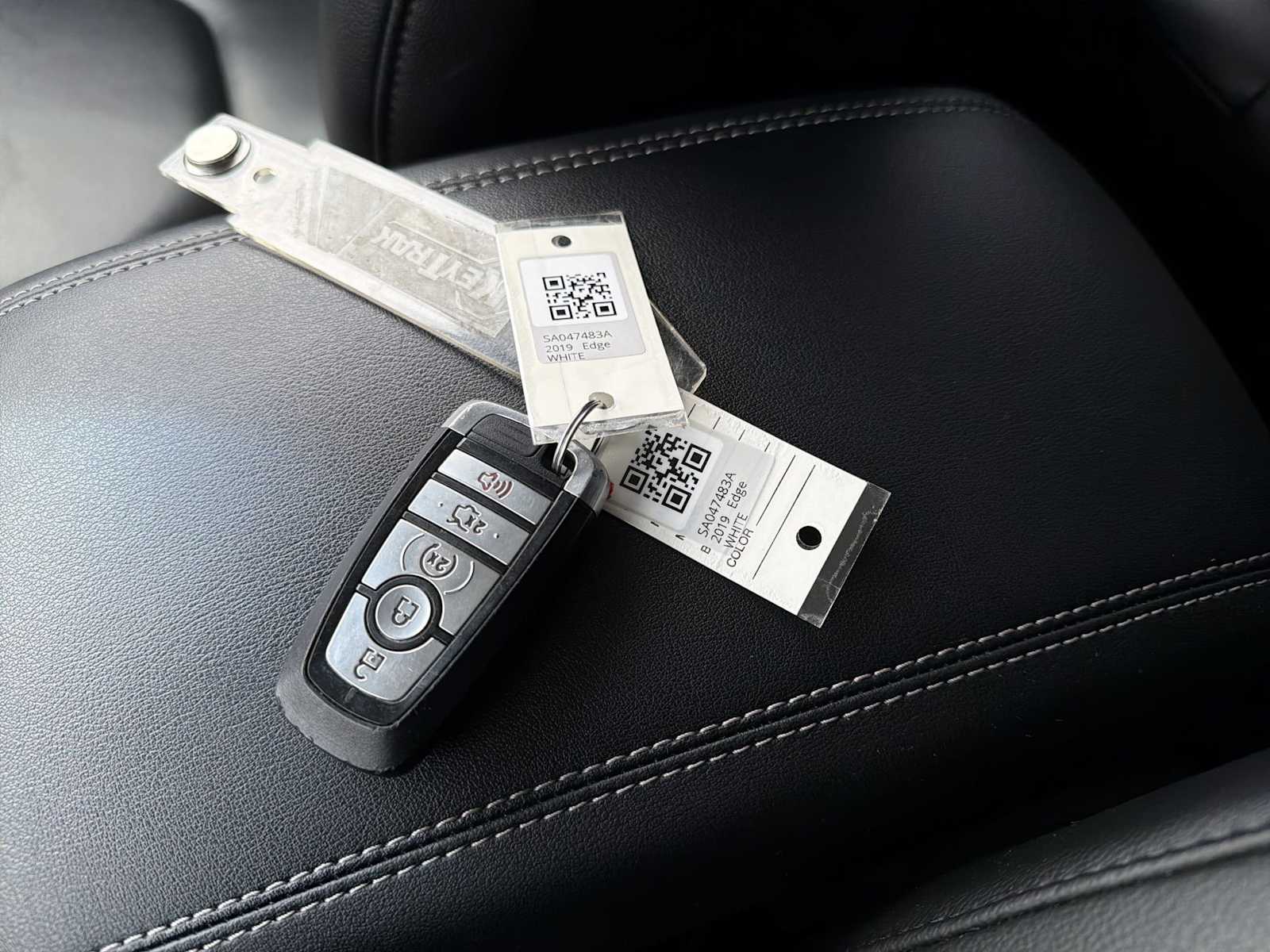 Thumbnail: 2019 Ford Edge - 35