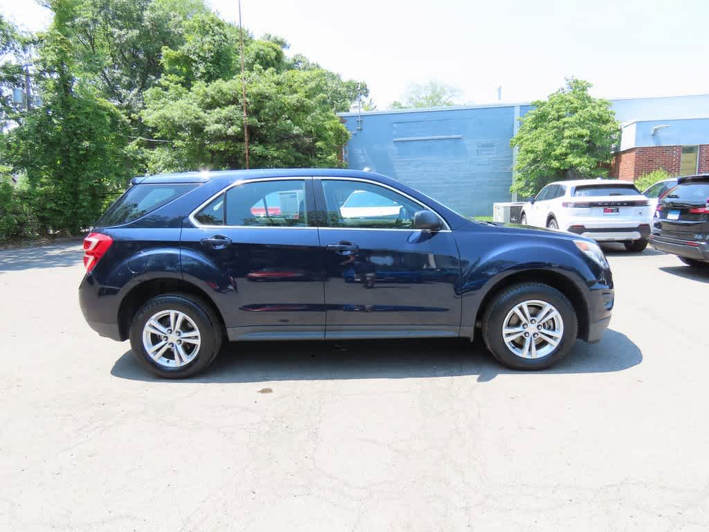 Thumbnail: 2016 Chevrolet Equinox - 3
