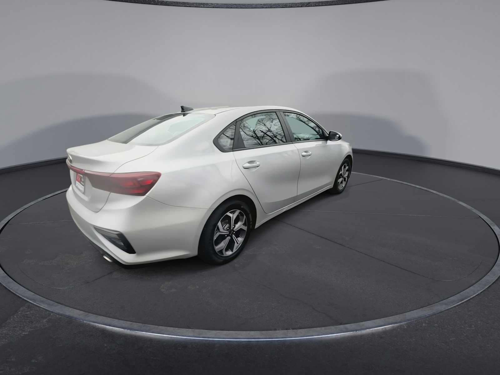 Thumbnail: 2021 Kia Forte - 8