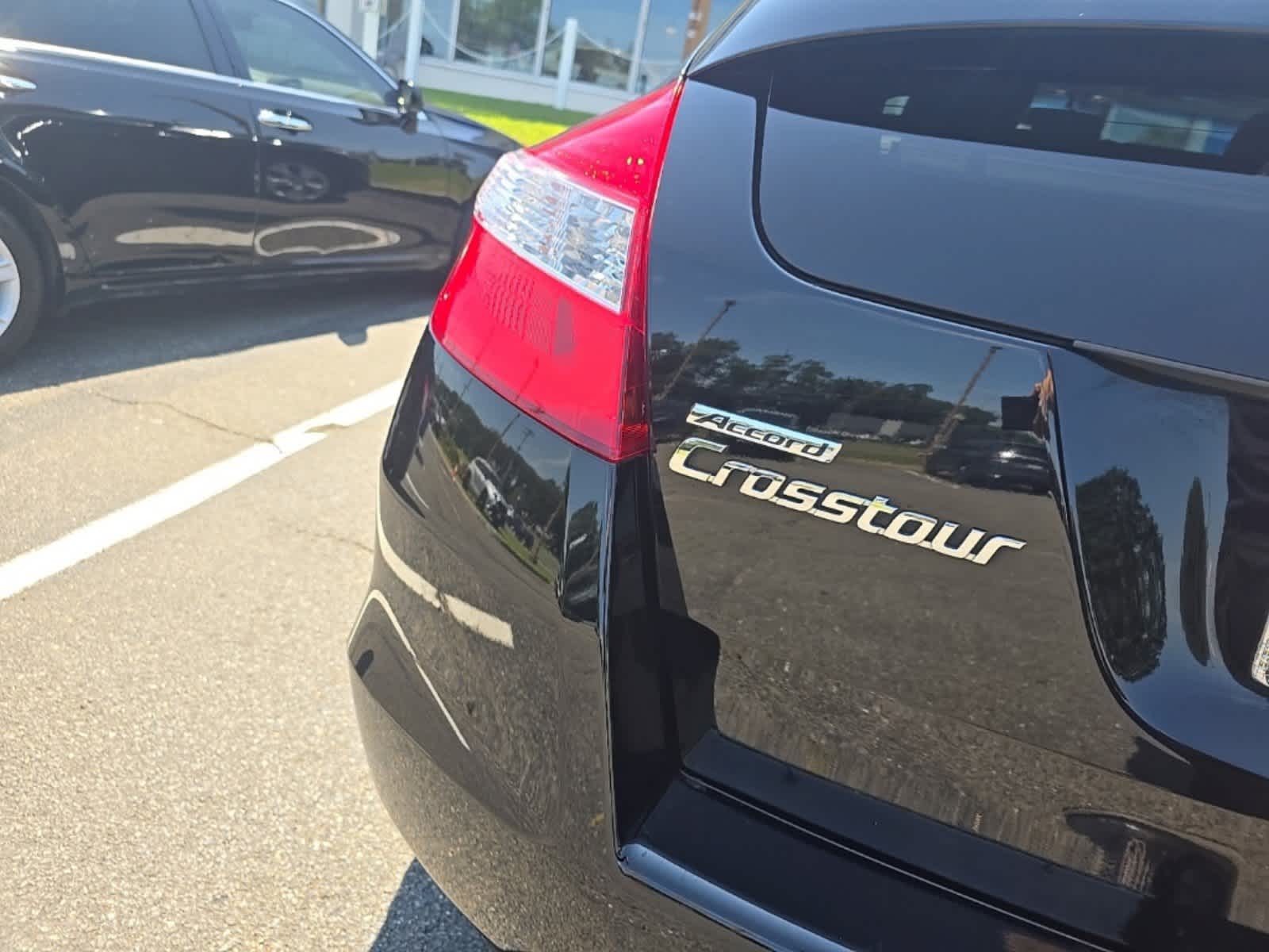 Thumbnail: 2010 Honda Accord Crosstour - 18