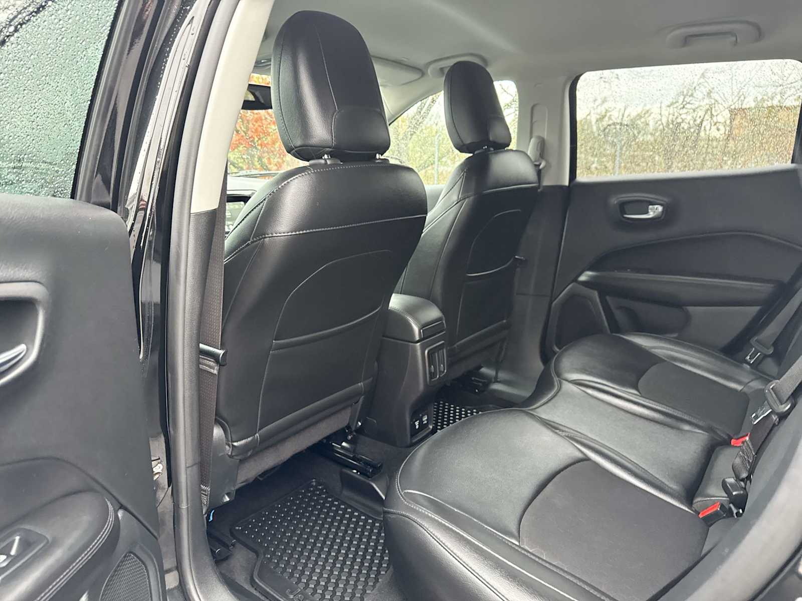 Thumbnail: 2019 Jeep Compass - 12