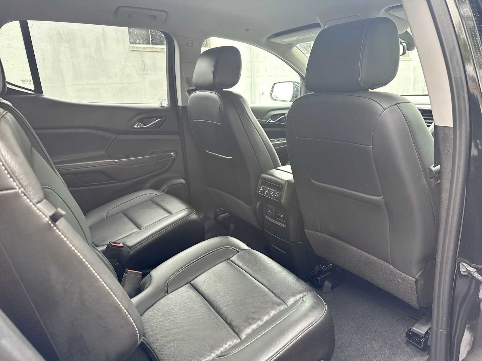 Thumbnail: 2023 GMC Acadia - 14