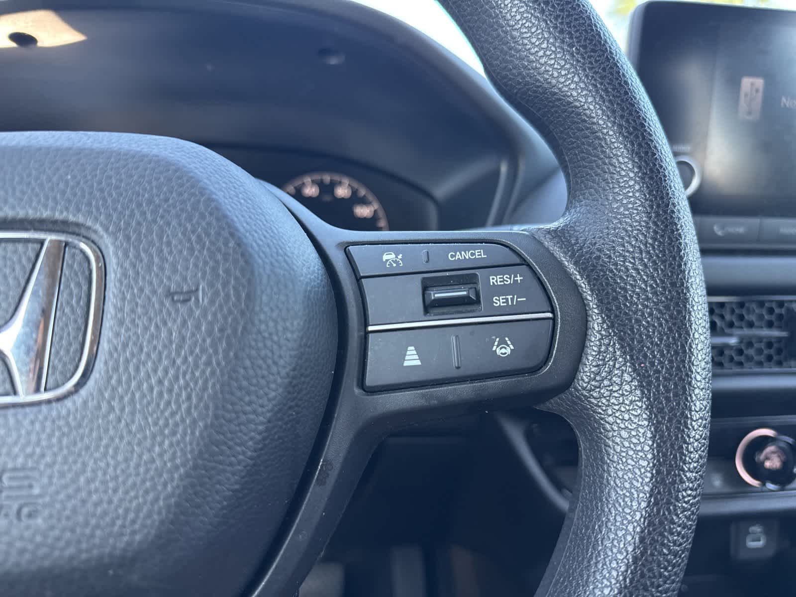 Thumbnail: 2023 Honda HR-V - 17